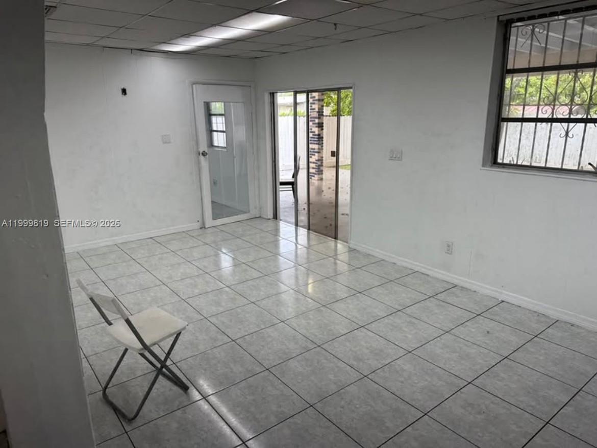 CORAL GABLES HEIGHTS - Residential