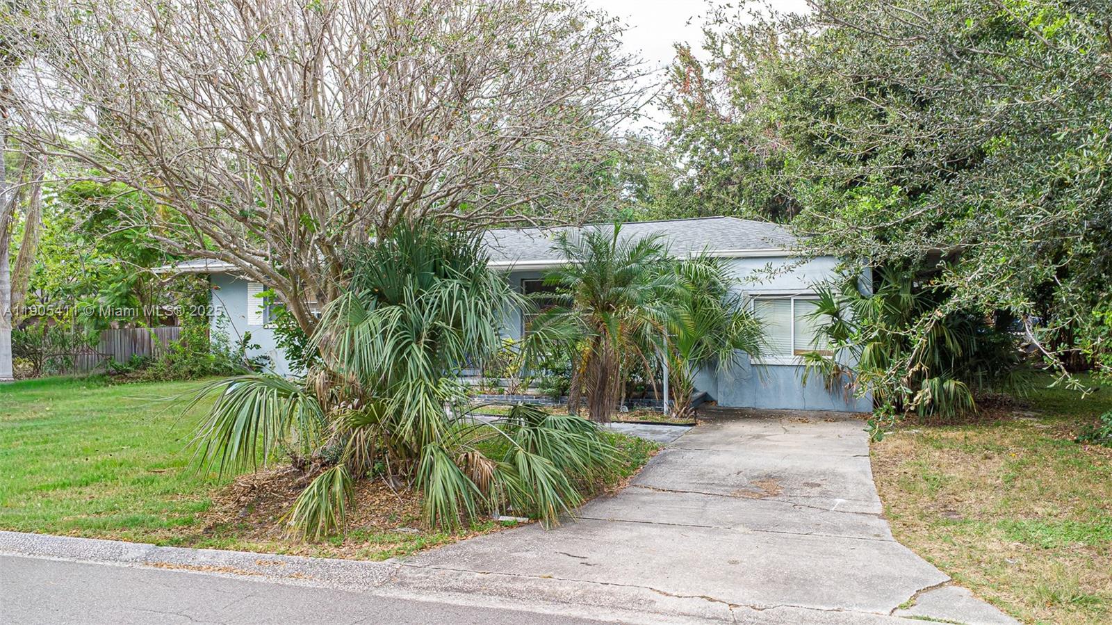 JUNGLE BEACH - Residential