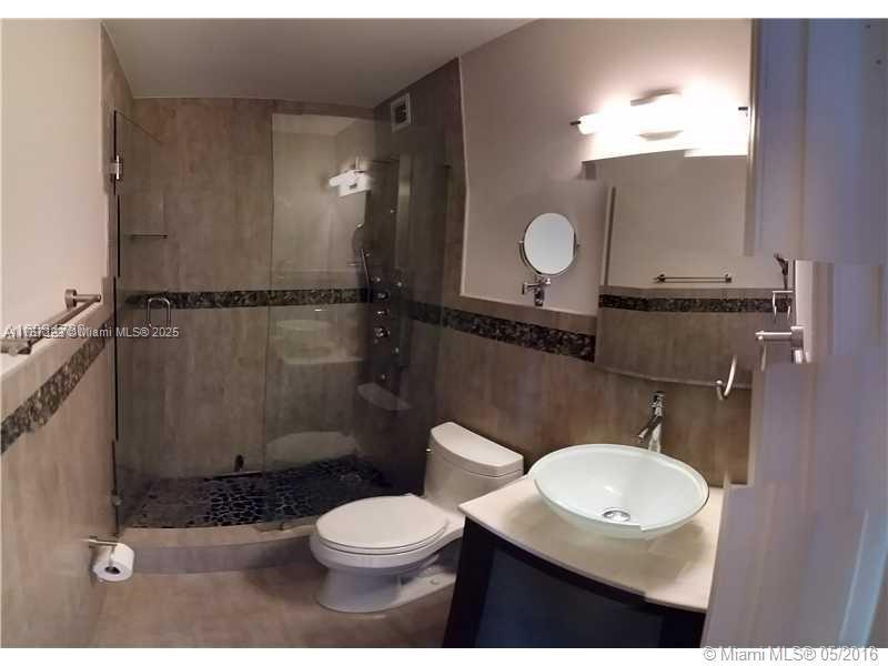 BRICKELL TOWNHOUSE CONDO - Residential Lease