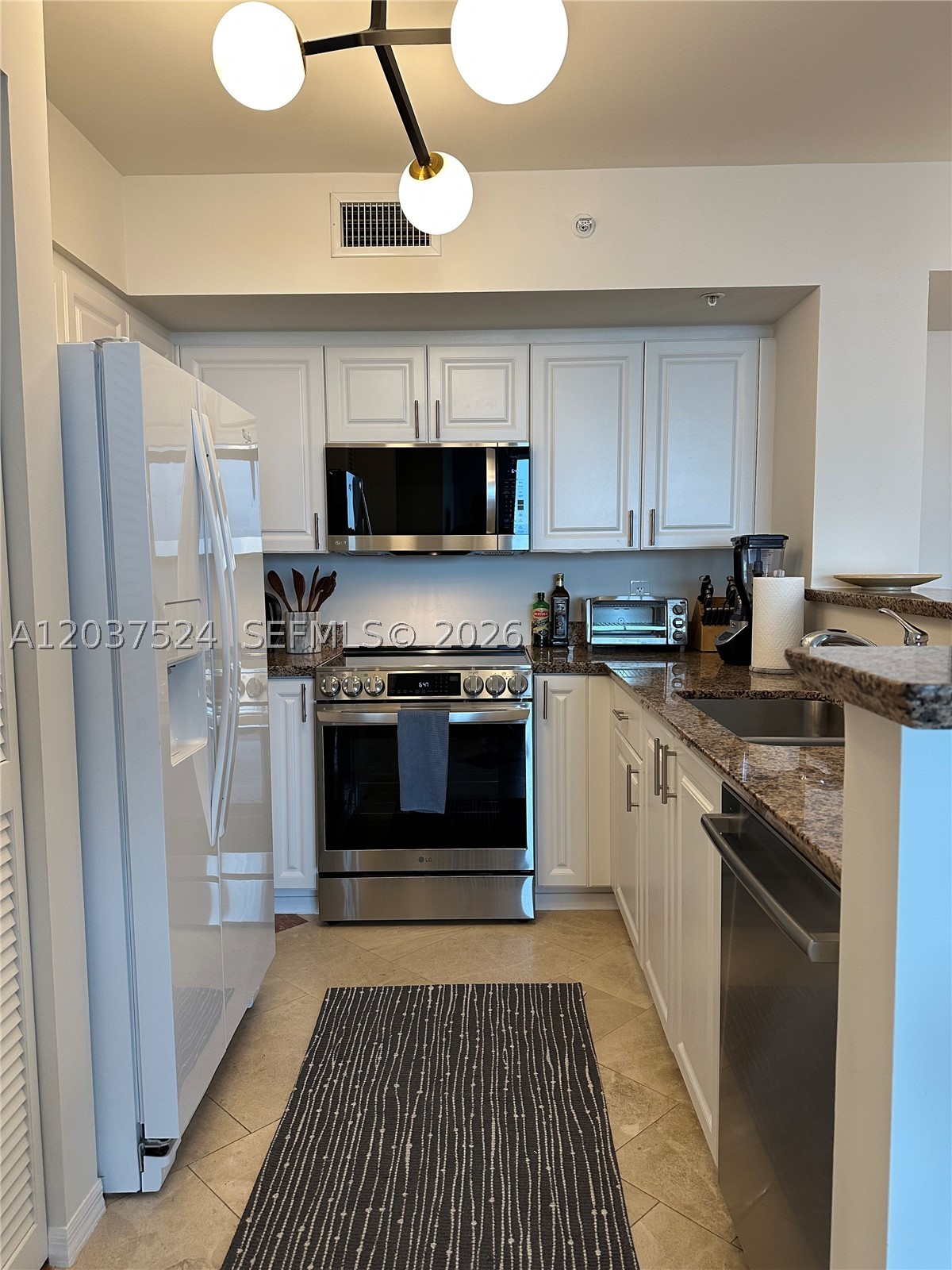 YACHT CLUB AT PORTOFINO - Residential Lease