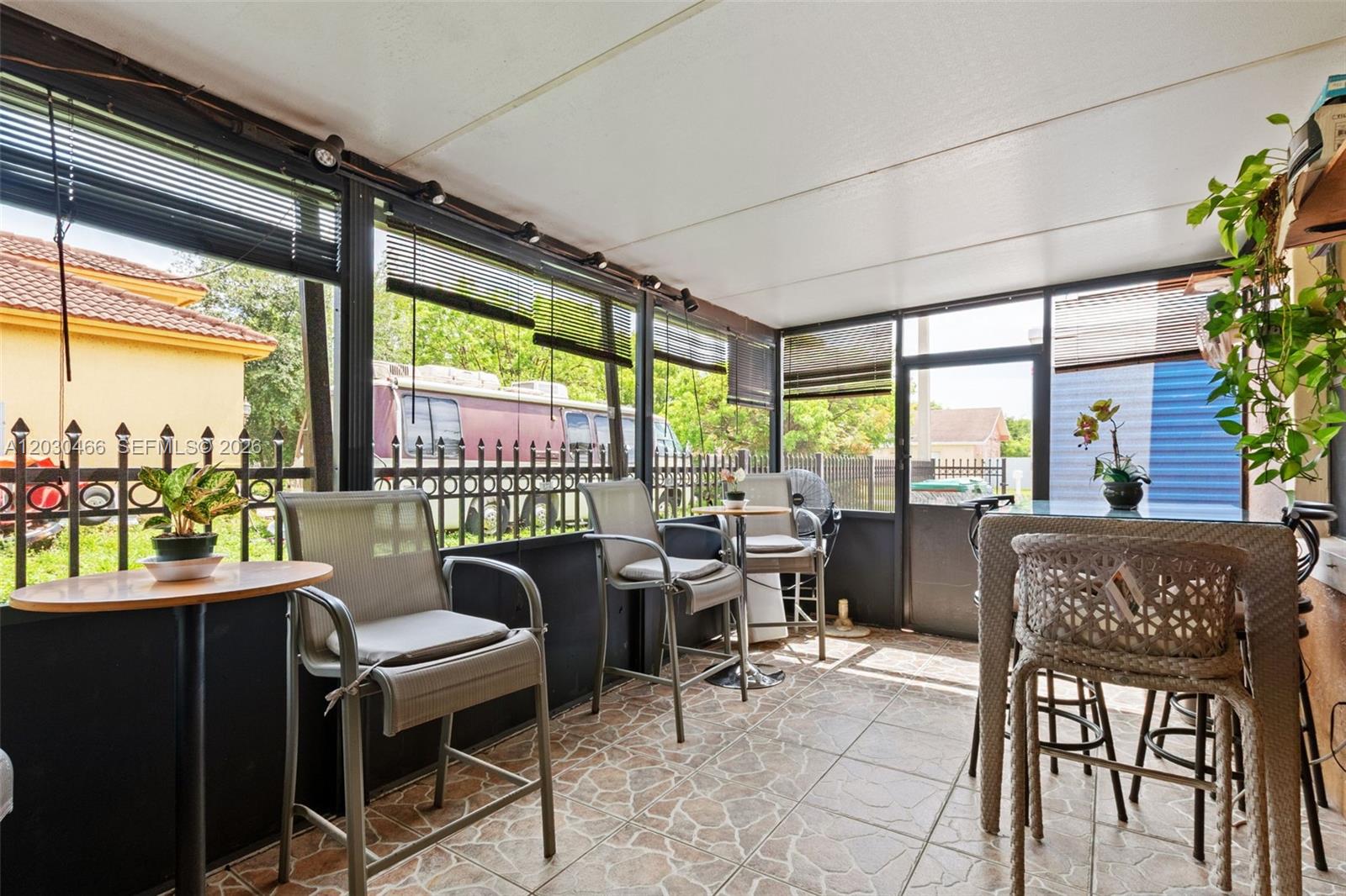VENETIAN GARDEN REV - Residential