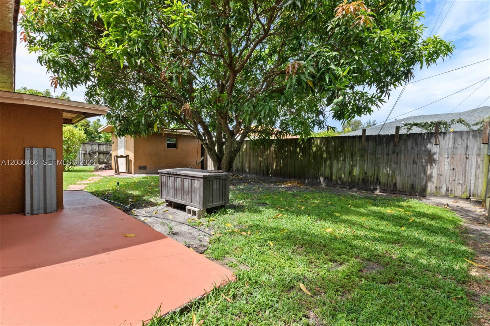 VENETIAN GARDEN REV - Residential