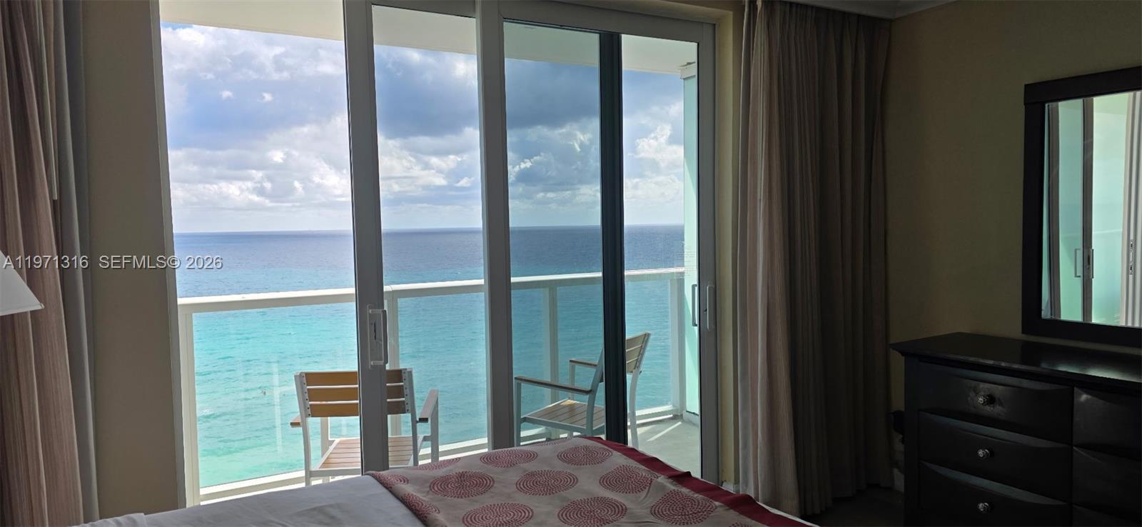 THE AVENTURA BEACH CLUB C - Residential