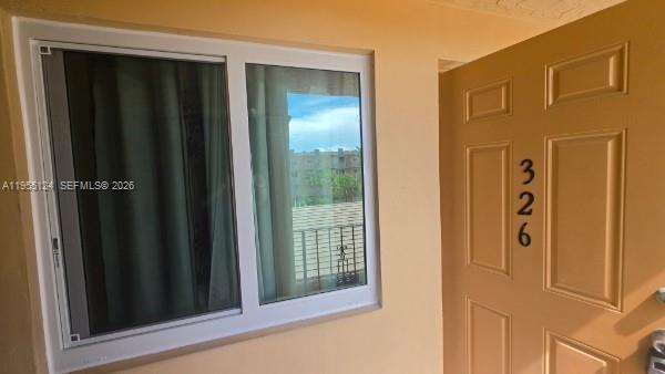WARRENTON HOUSE CONDO - Residential