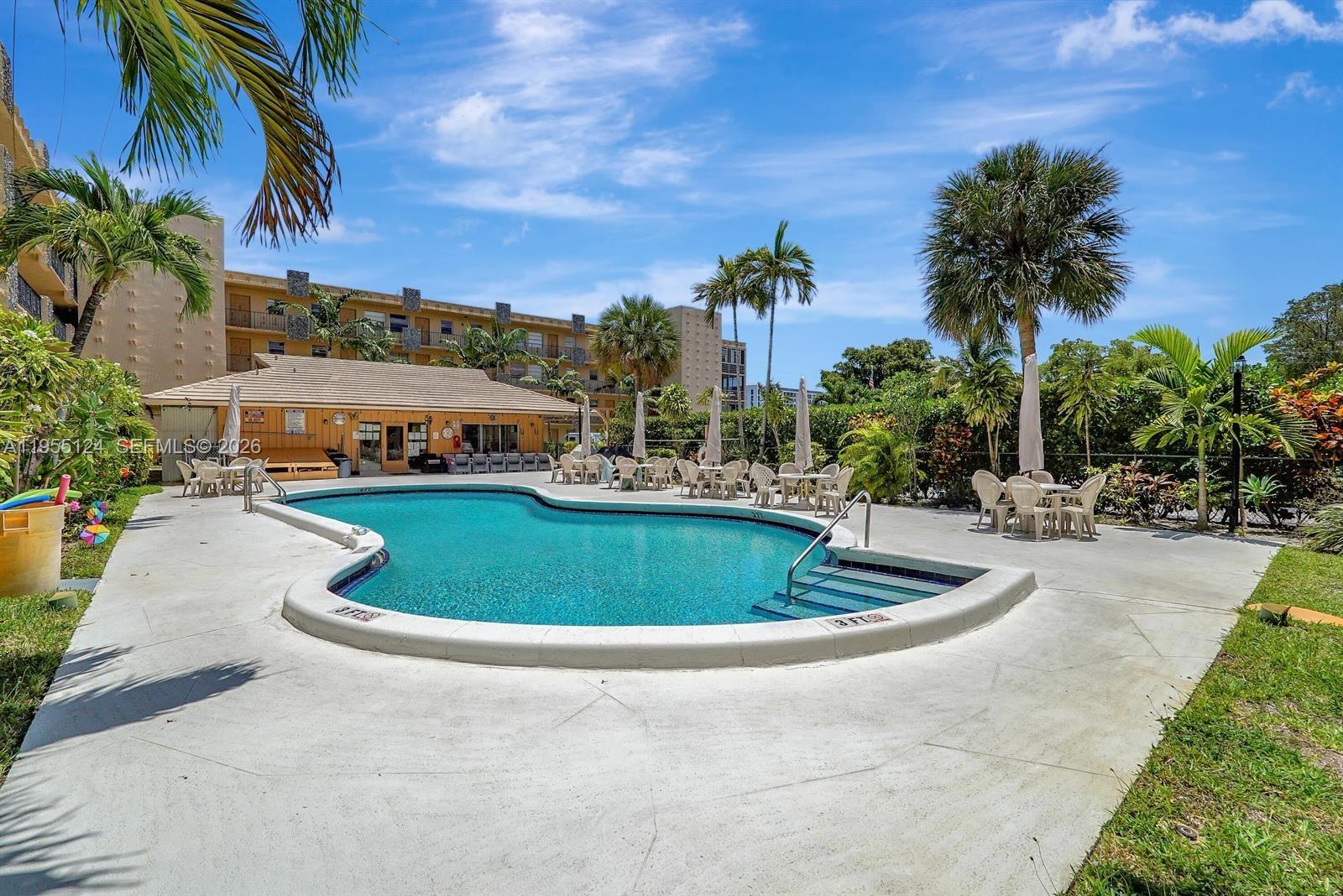 WARRENTON HOUSE CONDO - Residential