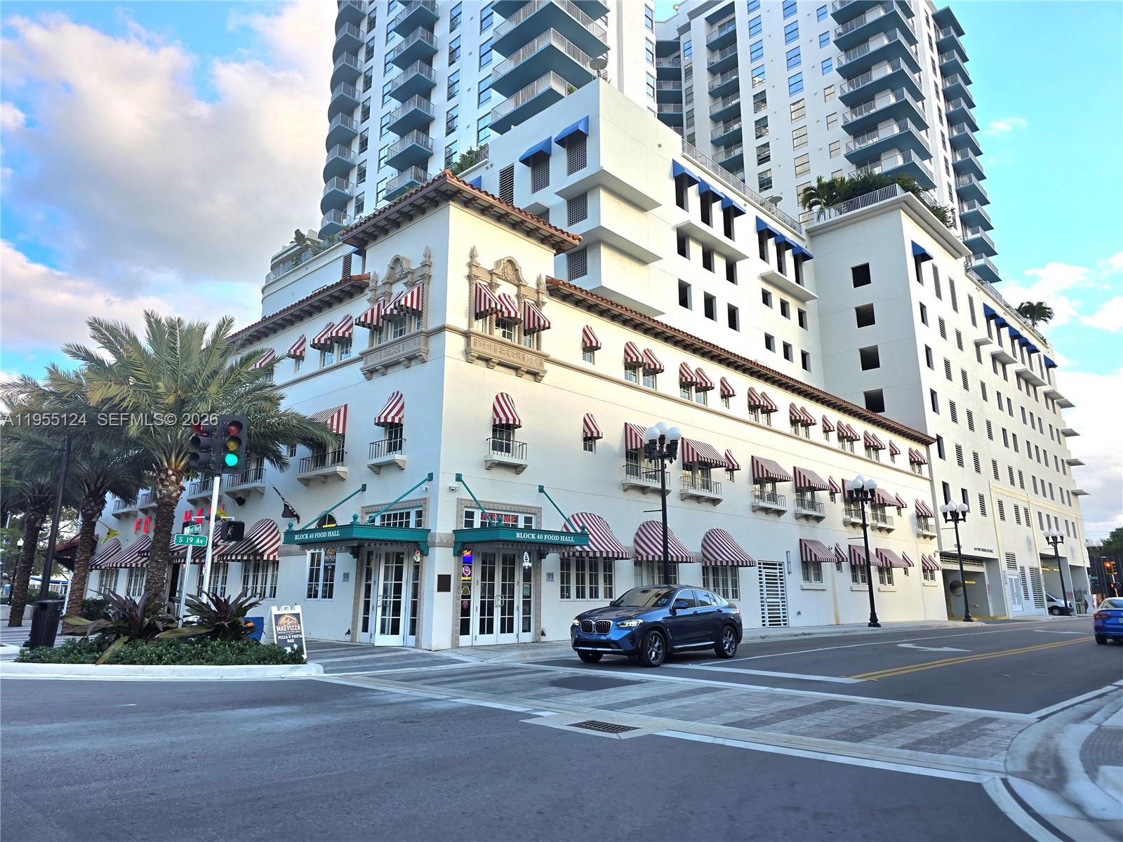 WARRENTON HOUSE CONDO - Residential