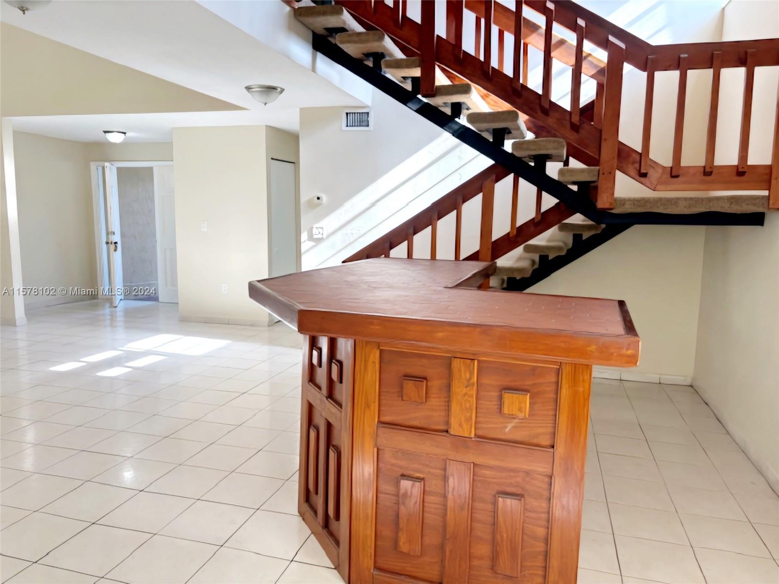 COSSIOS SUB NO 1 - Residential Lease