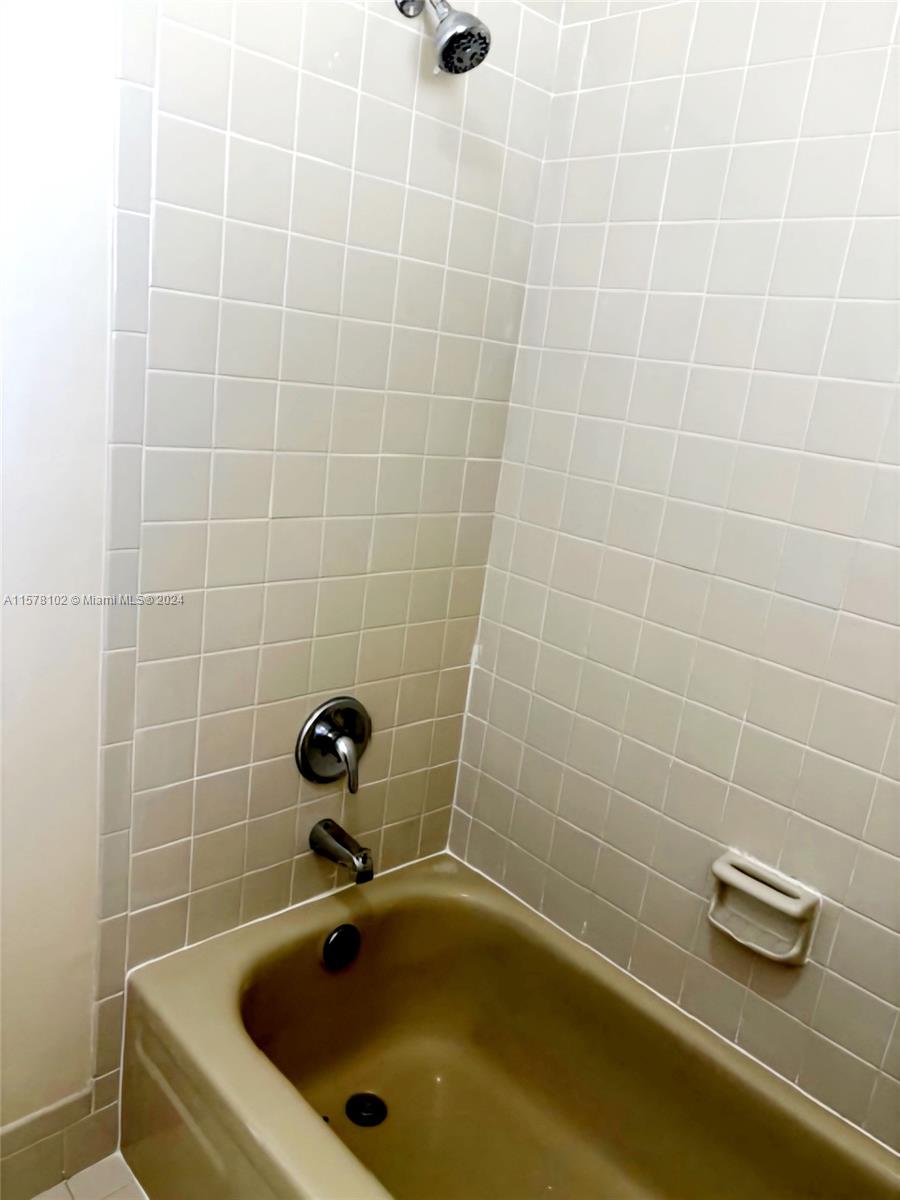 COSSIOS SUB NO 1 - Residential Lease