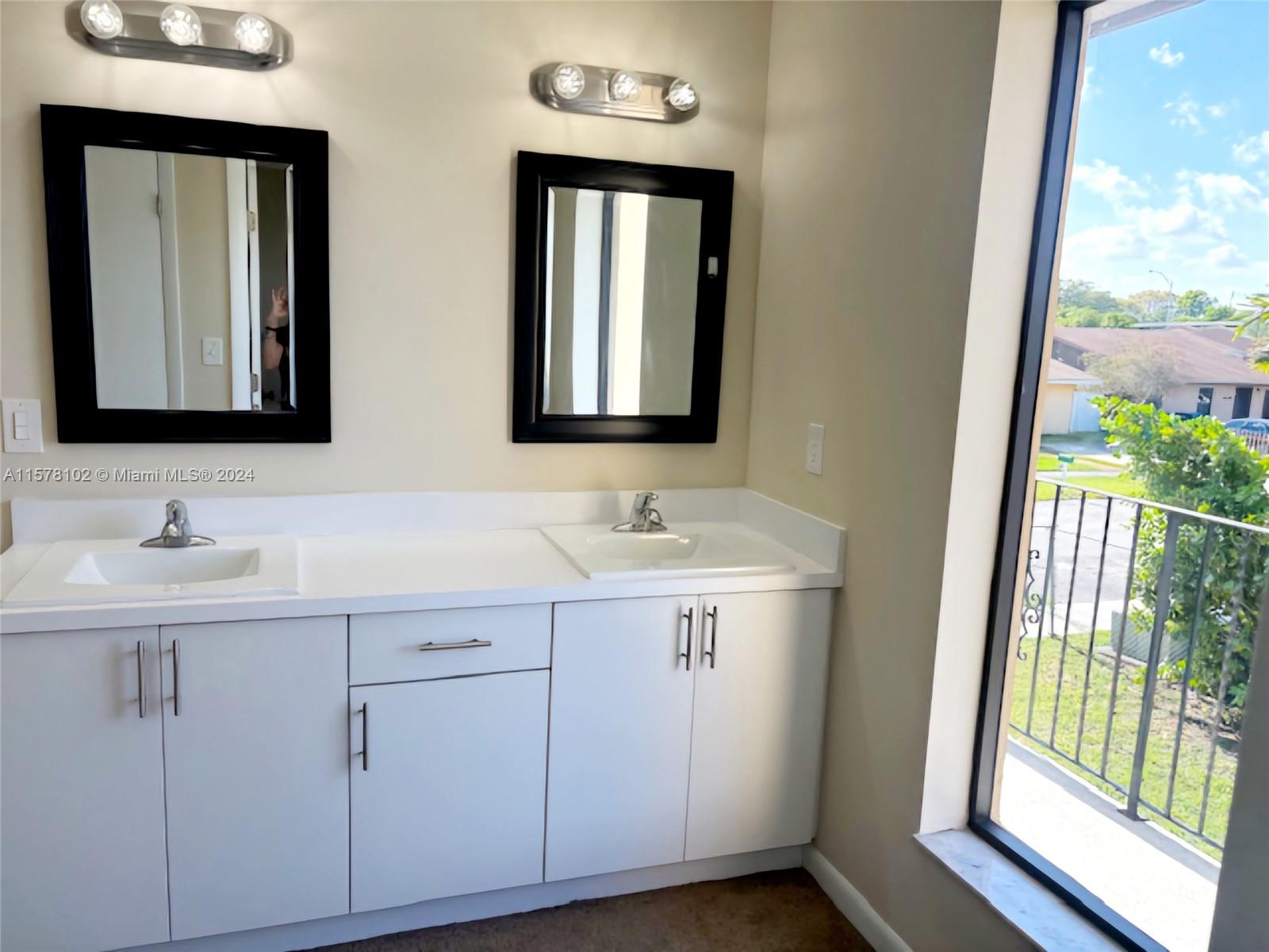 COSSIOS SUB NO 1 - Residential Lease