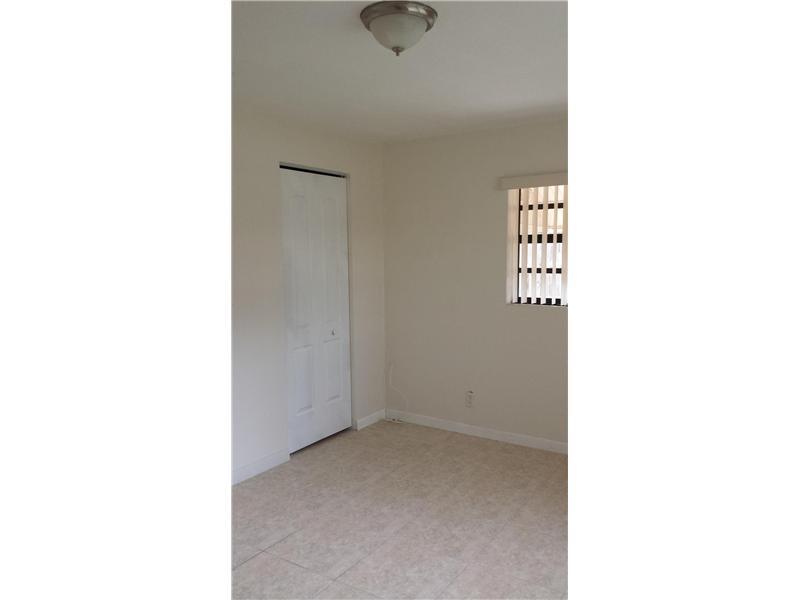 PLAYLAND ESTATES SEC 2 35 - Residential Lease