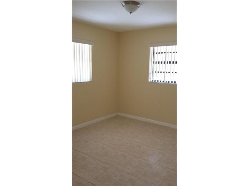 PLAYLAND ESTATES SEC 2 35 - Residential Lease