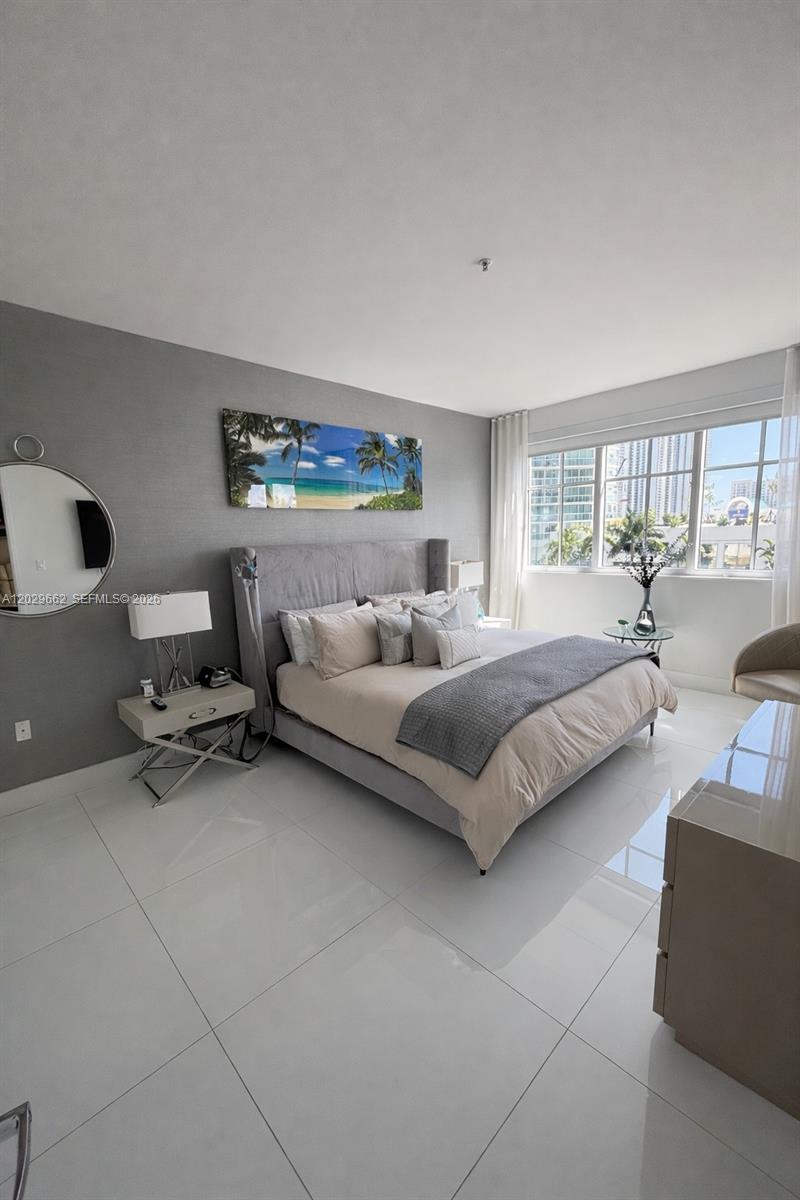 ST TROPEZ ON THE BAY III - Residential Lease