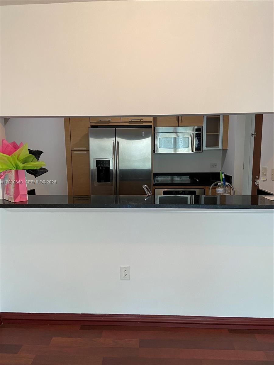 BRICKELL ON THE RIVER N T - Residential Lease