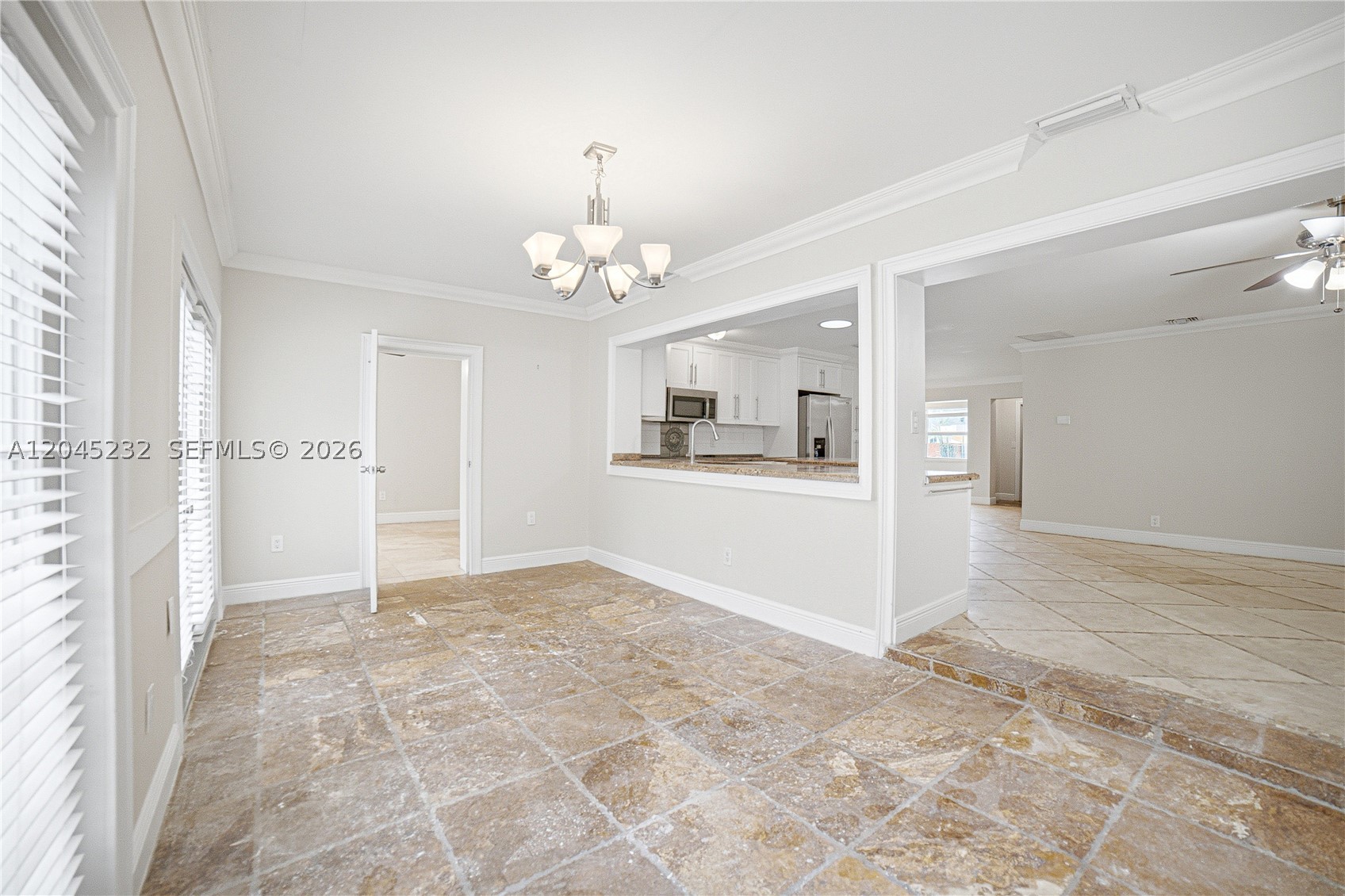 HOLLYWOOD LAKES SECTION - Residential