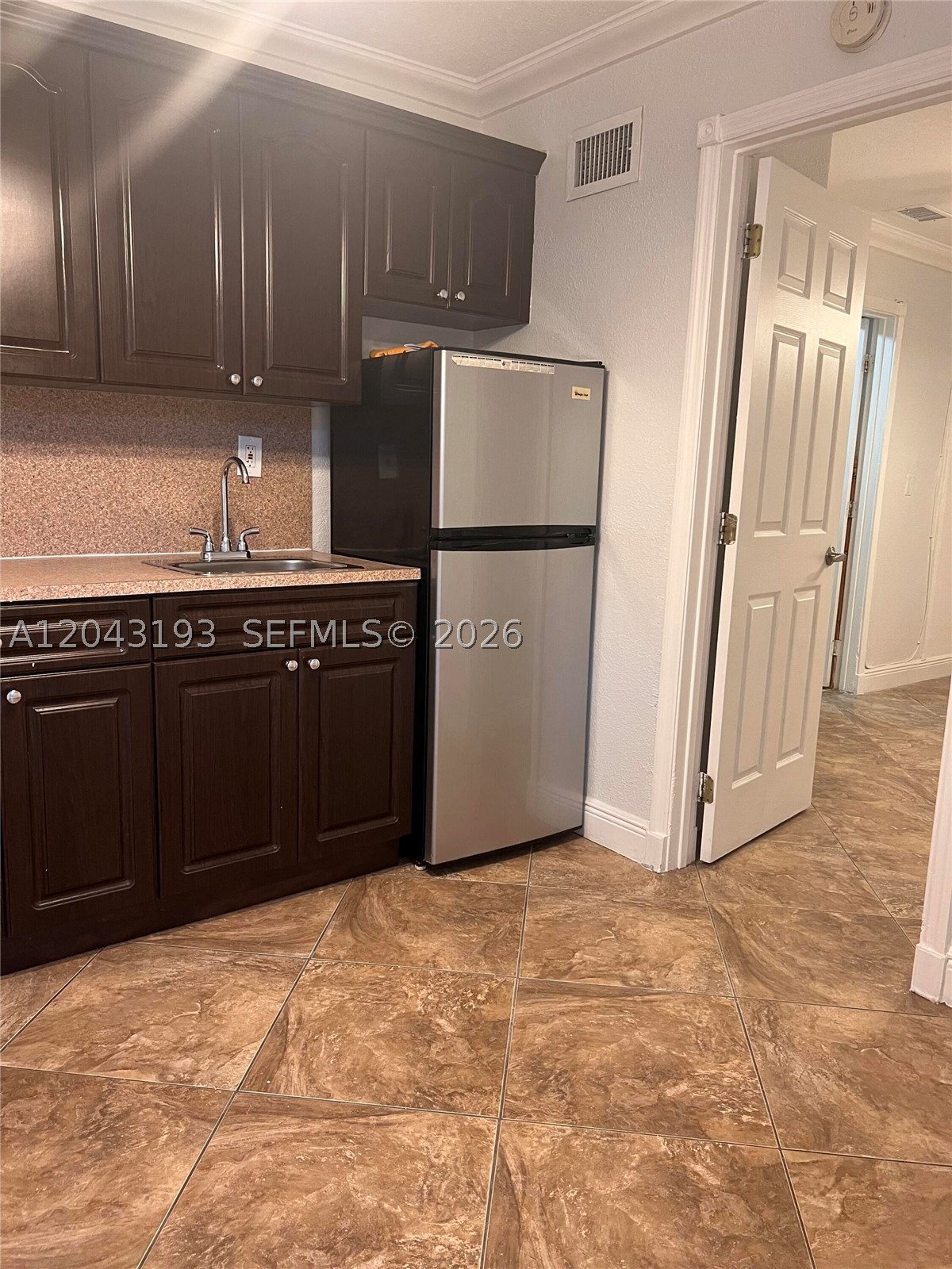 PALM SPRINGS NORTH SEC N - Residential Lease