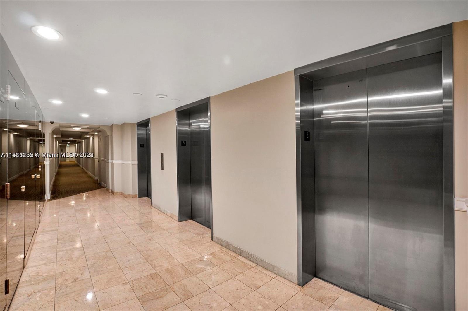 BRICKELL PLACE CONDO - Residential Lease