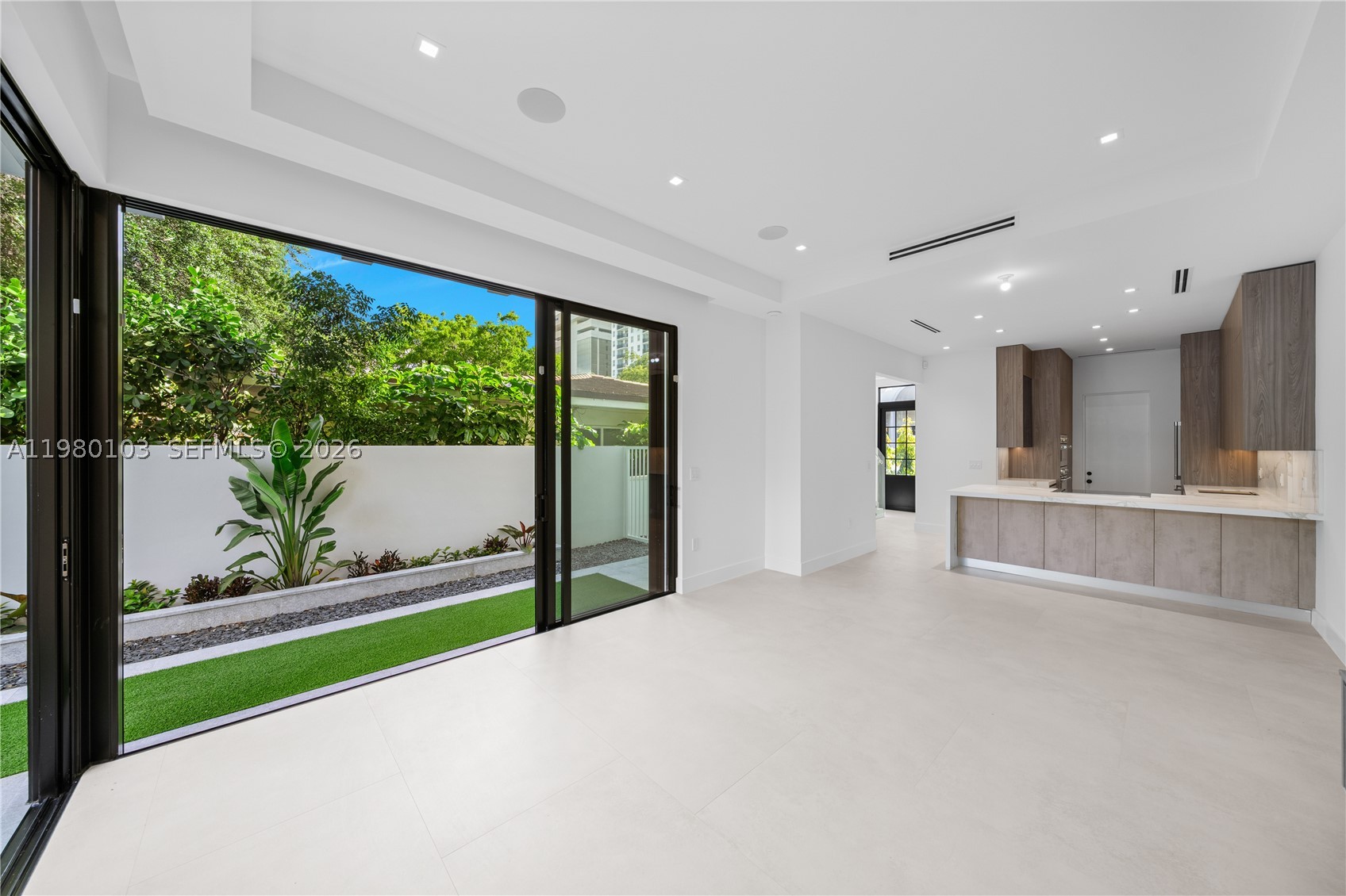 CORAL GABLES BILTMORE SEC - Residential