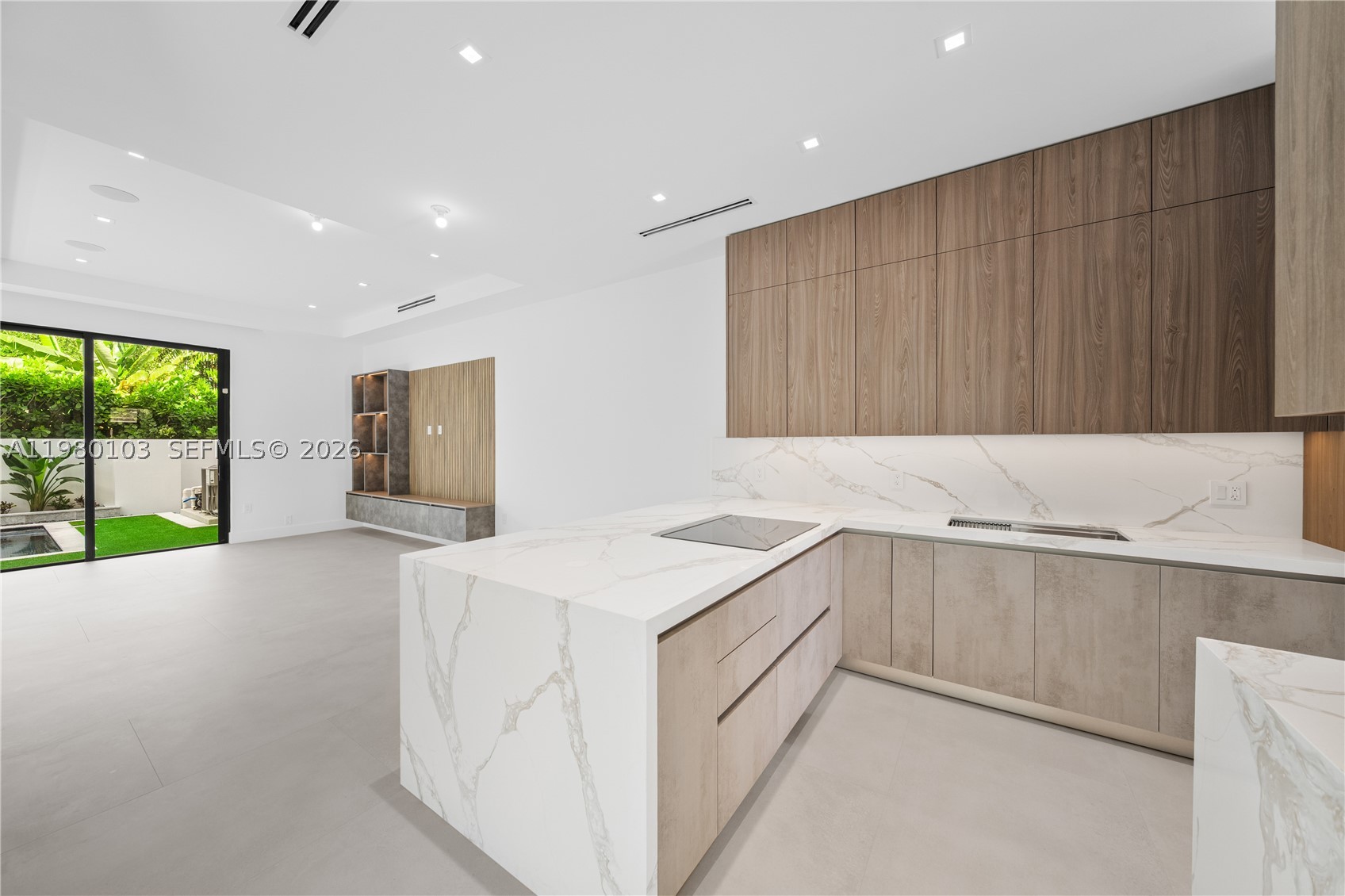 CORAL GABLES BILTMORE SEC - Residential