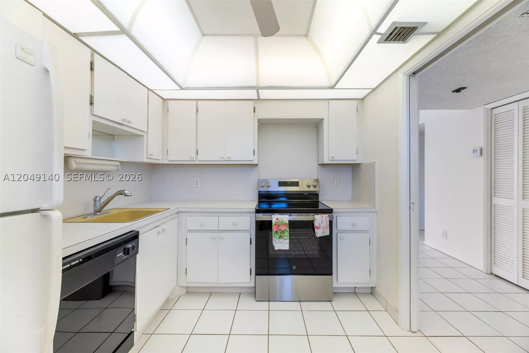 NO 60 PALM-AIRE COUNTRY C - Residential