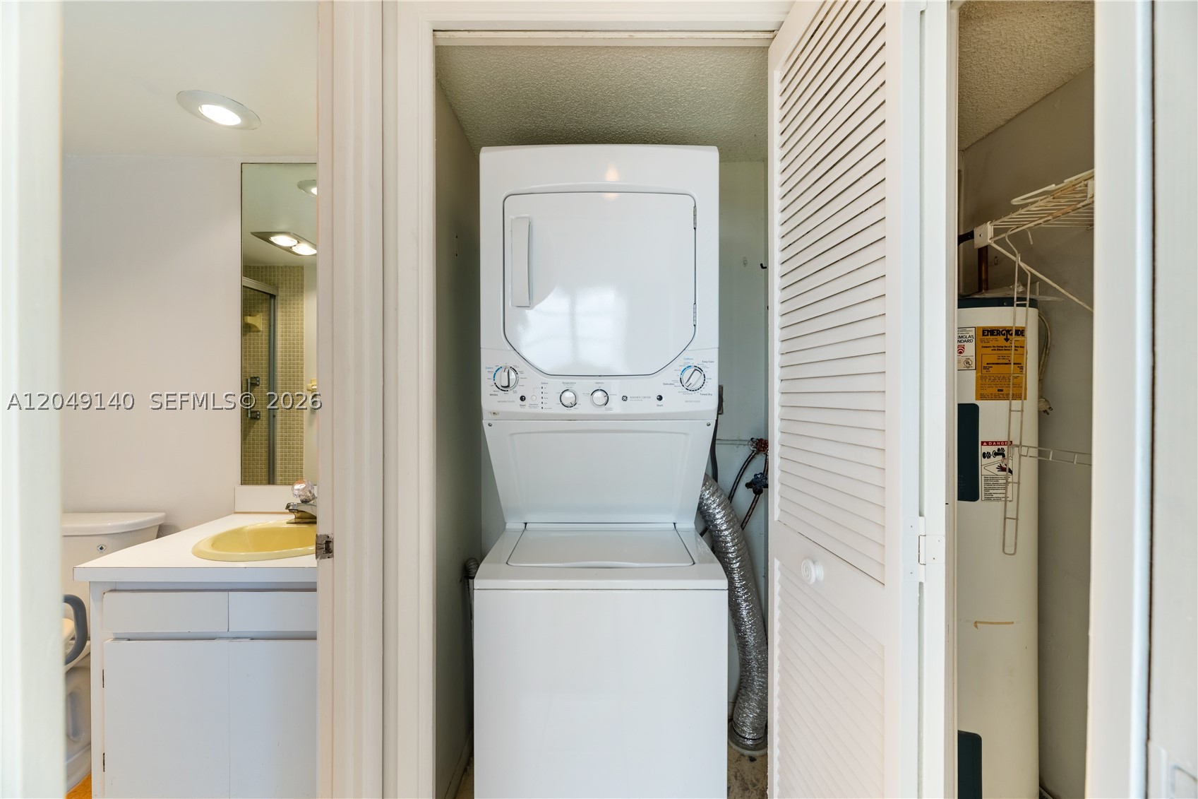 NO 60 PALM-AIRE COUNTRY C - Residential