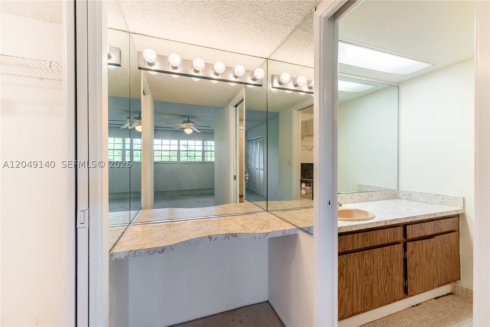 NO 60 PALM-AIRE COUNTRY C - Residential