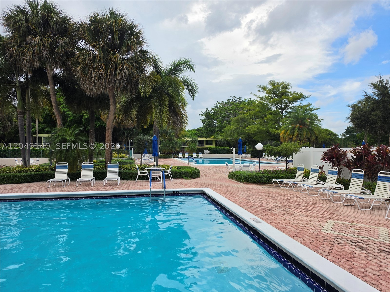 NO 60 PALM-AIRE COUNTRY C - Residential