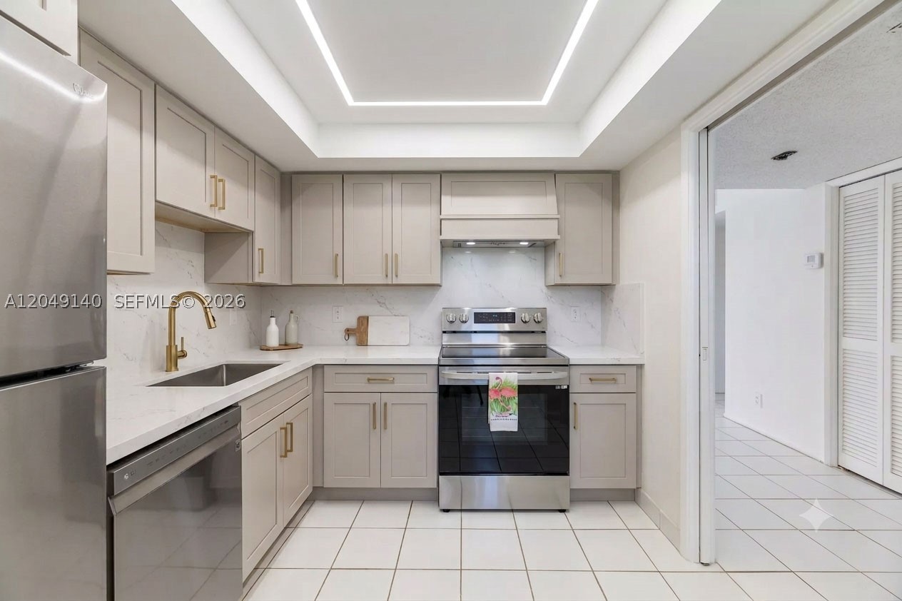 NO 60 PALM-AIRE COUNTRY C - Residential