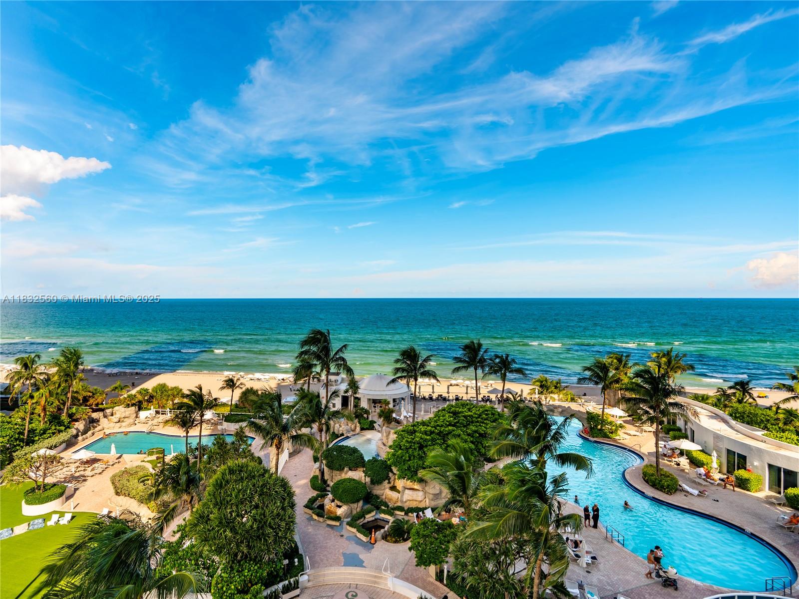 TRUMP INTERNATIONAL SONES - Residential