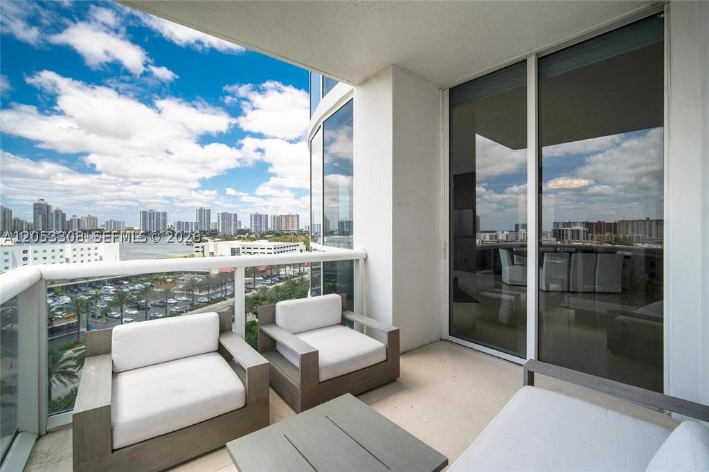 TRUMP PALACE CONDO - Residential