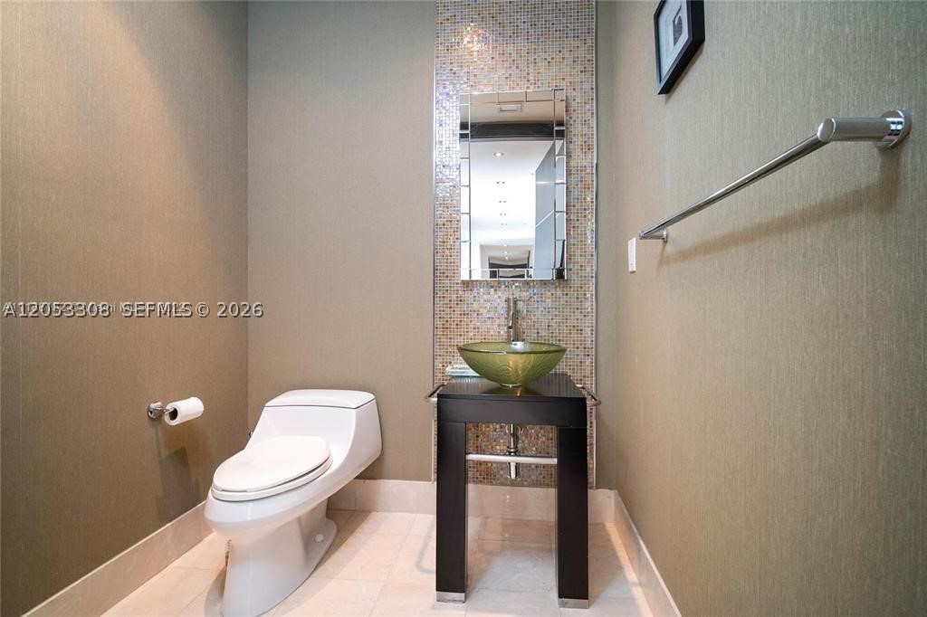 TRUMP PALACE CONDO - Residential