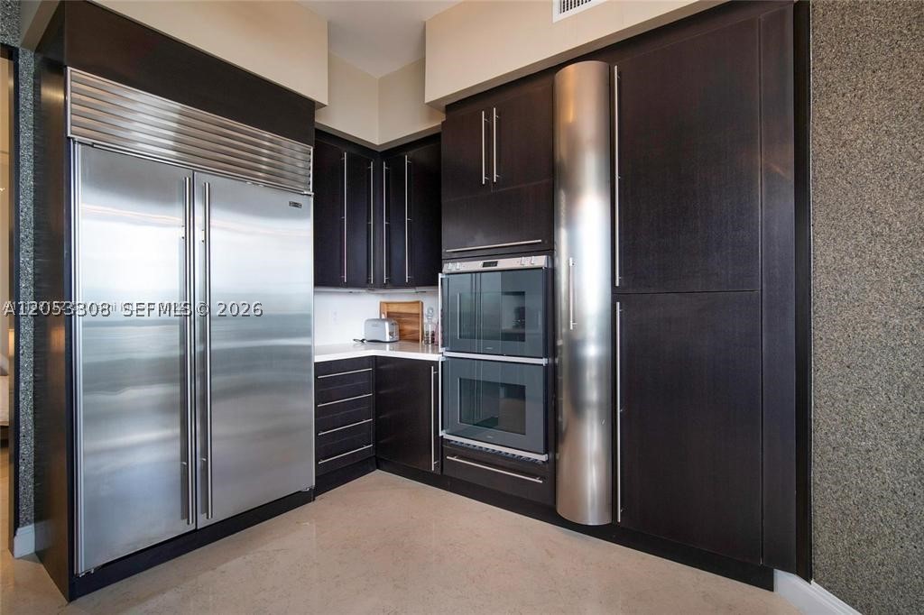 TRUMP PALACE CONDO - Residential