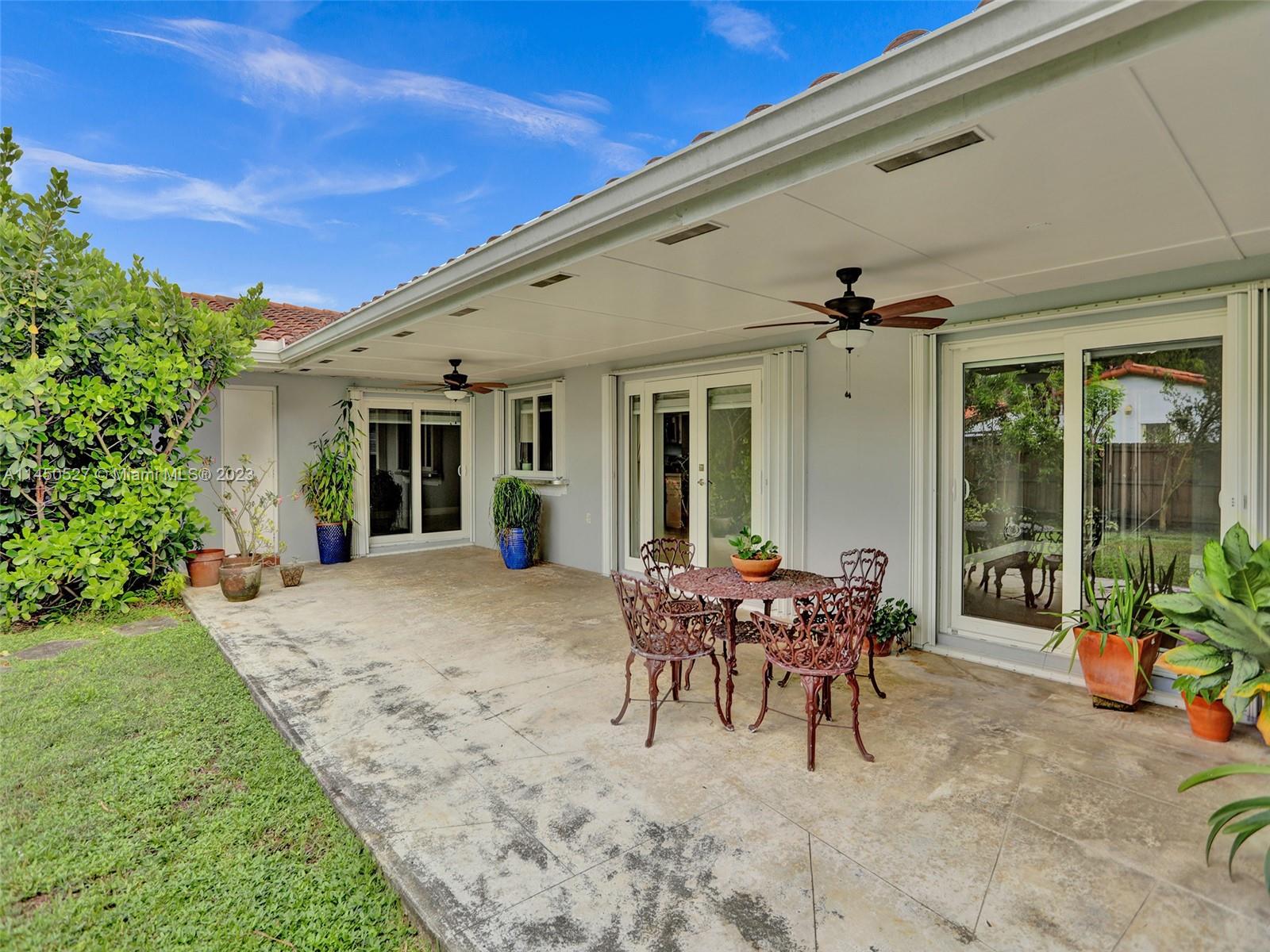 MIAMI LAKES SEC 4 - Residential