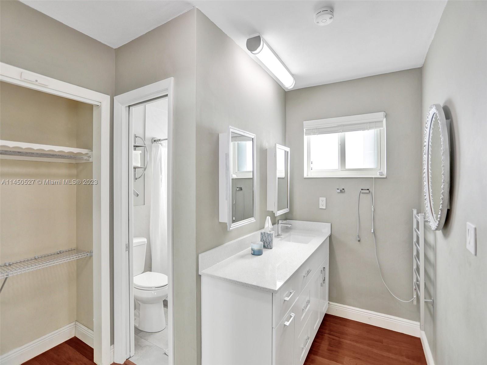 MIAMI LAKES SEC 4 - Residential