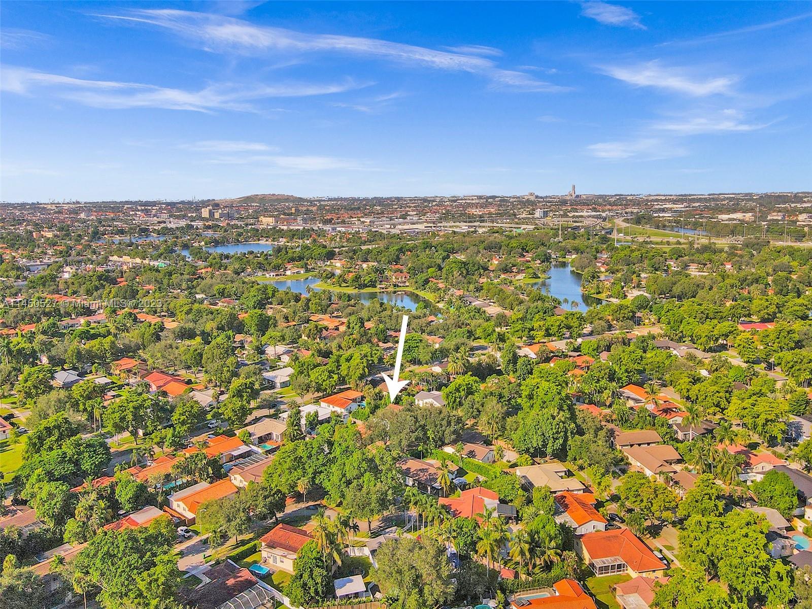 MIAMI LAKES SEC 4 - Residential
