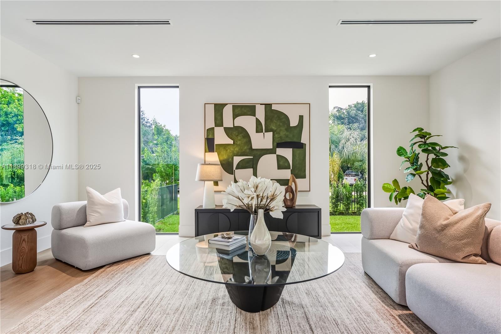 SOUTH MIAMI VILLAS - Residential