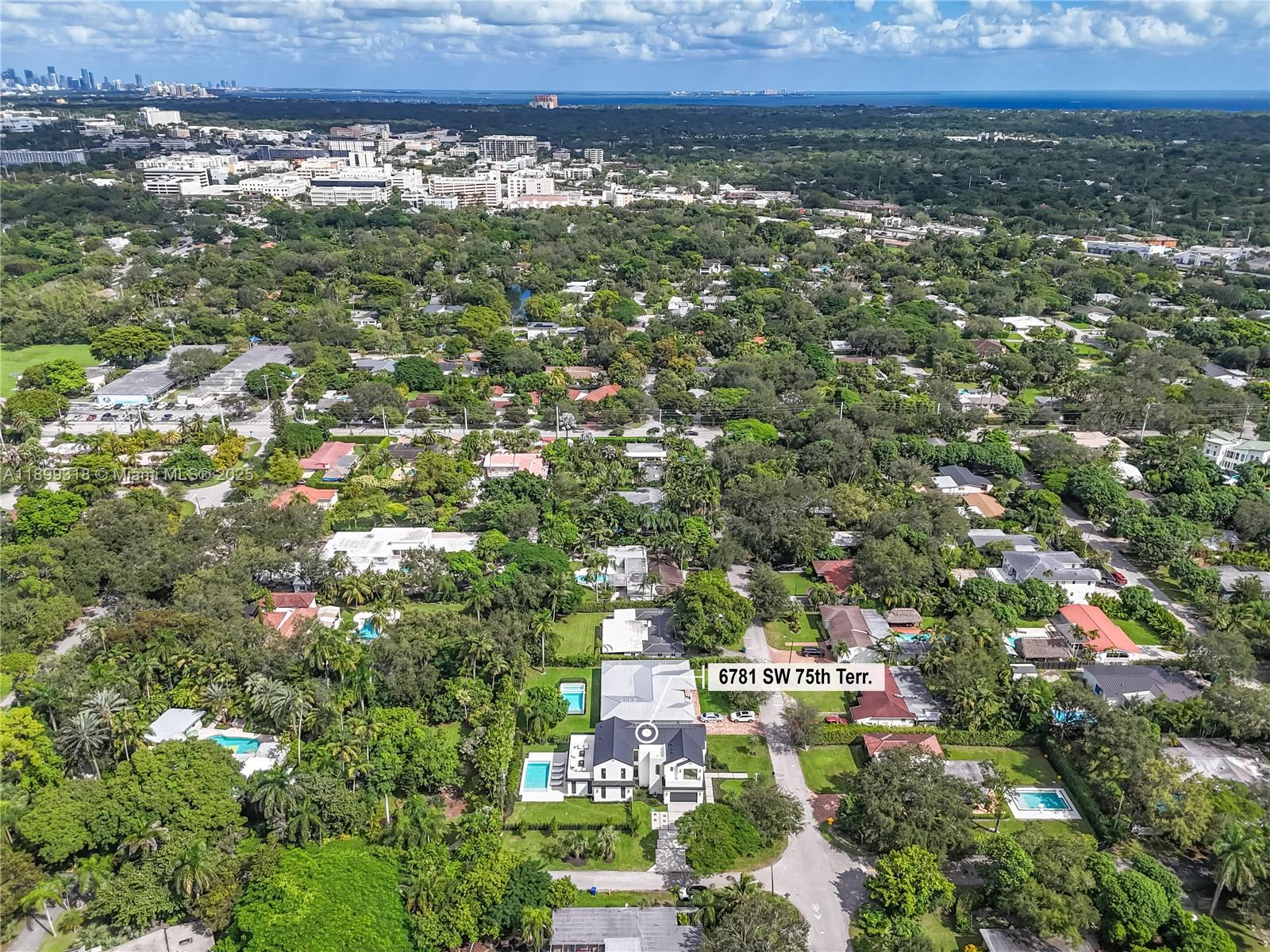 SOUTH MIAMI VILLAS - Residential