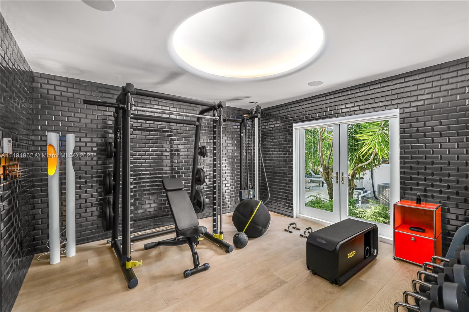 BEACH VIEW ADDN - Residential