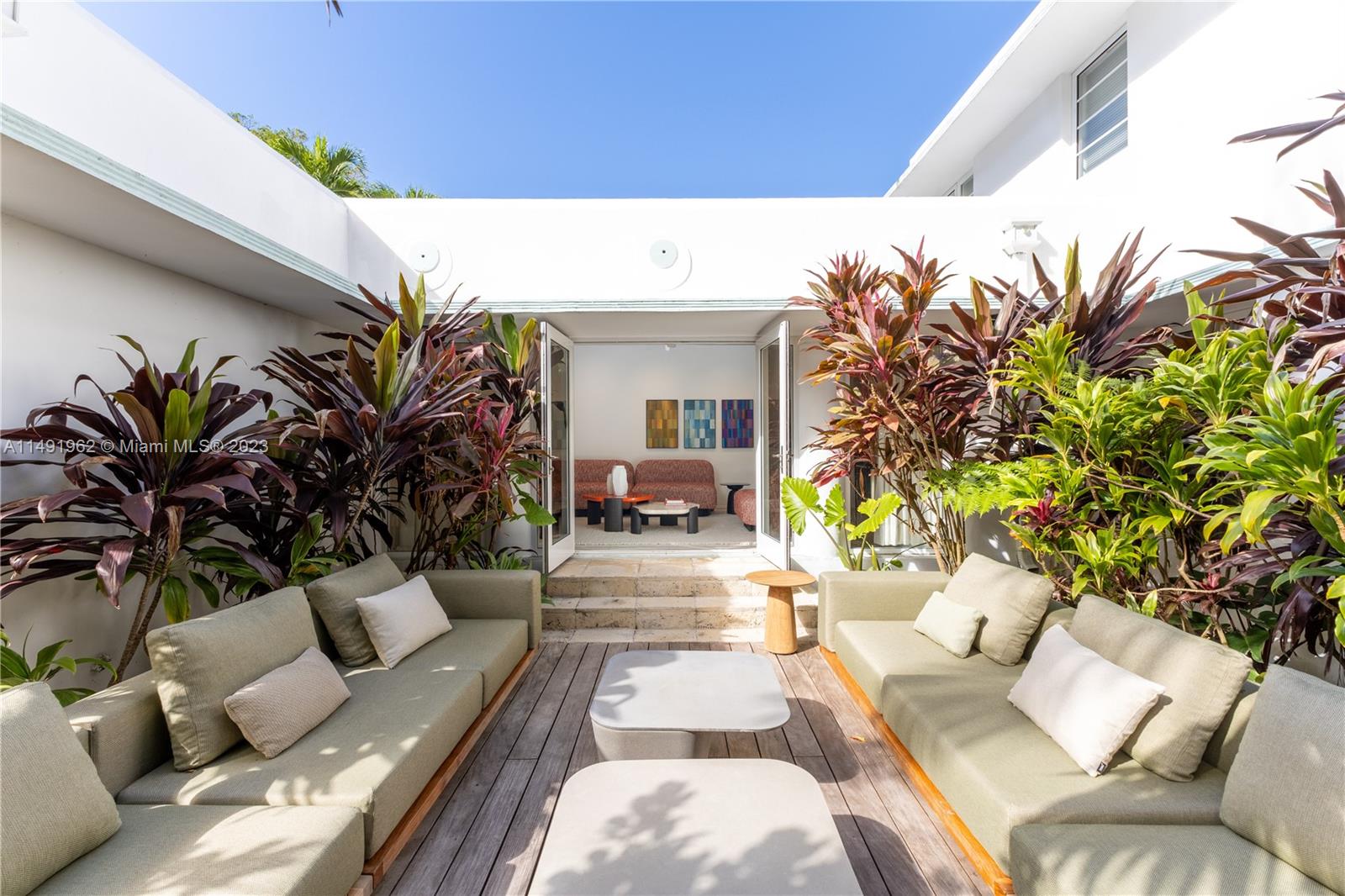BEACH VIEW ADDN - Residential