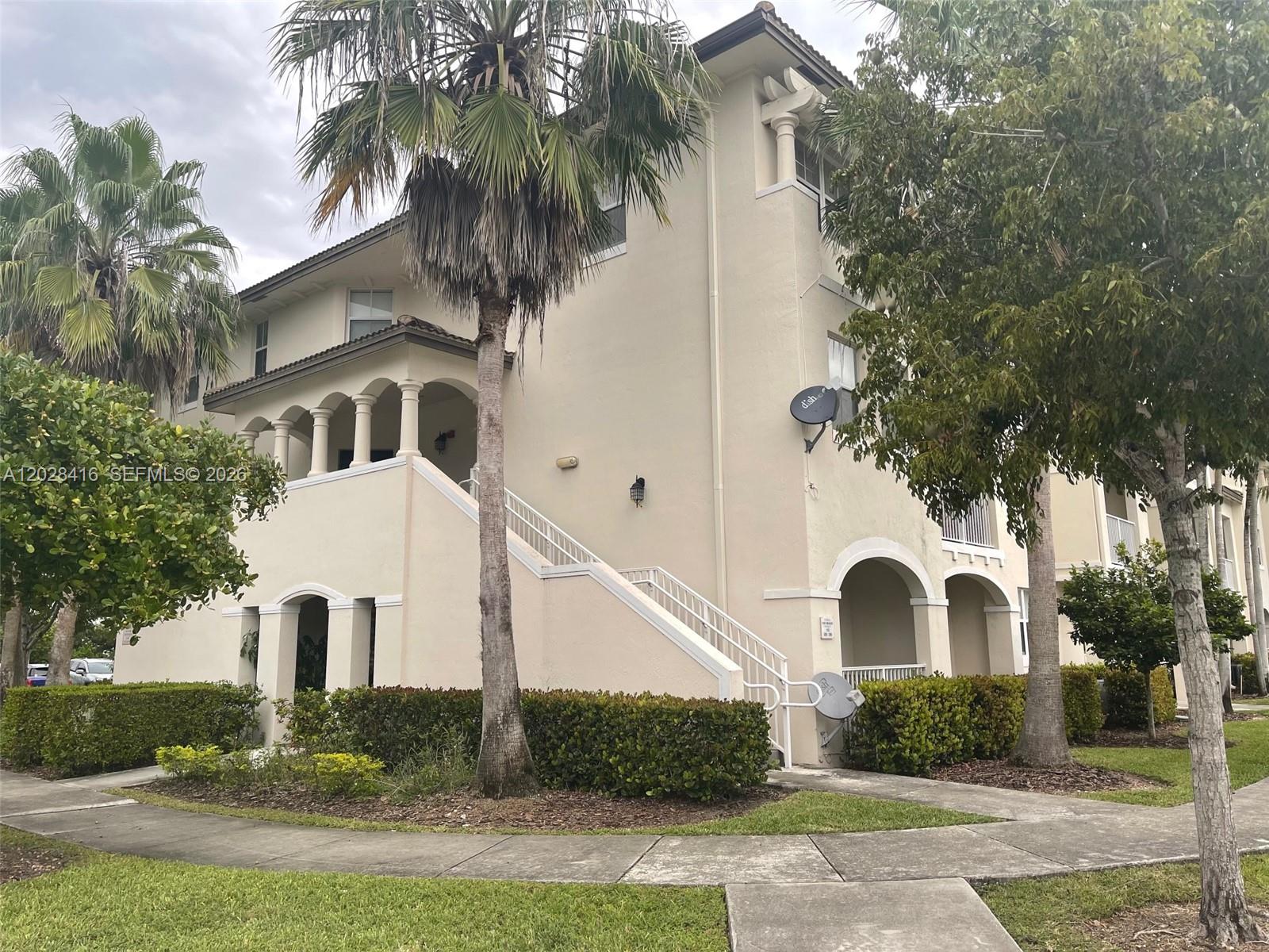 BEAUTIFUL CONDOMINIUM IN A DESIRABLE AREA OF DORAL. 3 BEDROOMS AND 2.5 BATHROOMS. CORNER UNIT. CLEAR VIEW TO GARDEN. ENTRY IN THE SECOND FLOOR. TWO PARKING SPACES ASSIGNED. MAY ACCESS TO LUXURY ISLAND AT DORAL CLUBHOUSE WITH A LOT OF AMENITIES. CLOSE TO GREAT SCHOOL, RESTAURANT, AND SHOPPING AREA