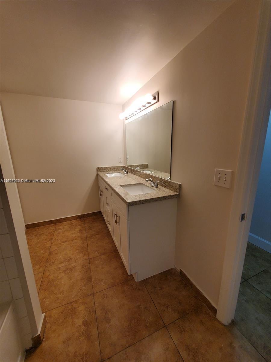 THE MARQUESA CONDO - Residential Lease