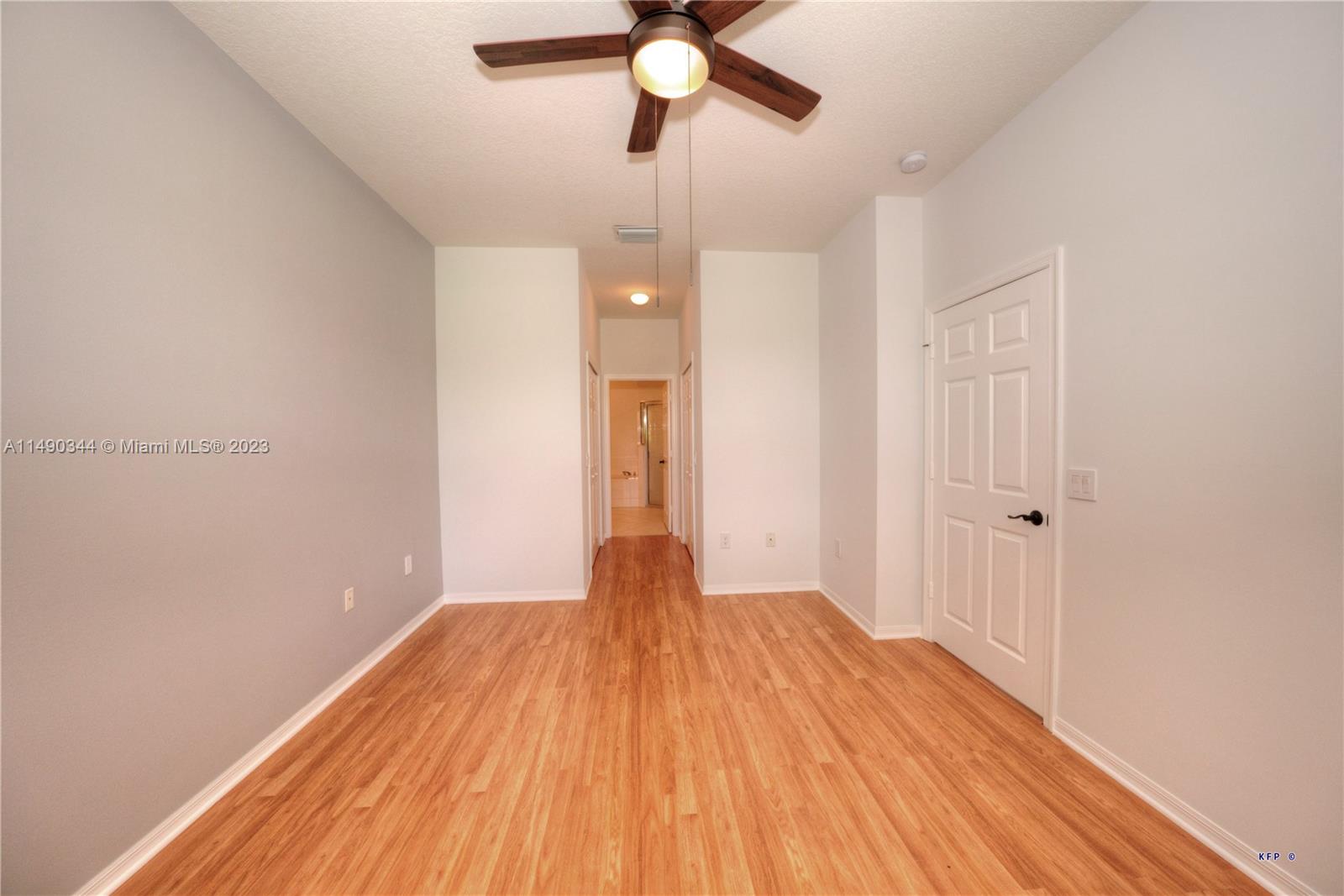 JENSEN BEACH GOLF AND COU - Residential Lease