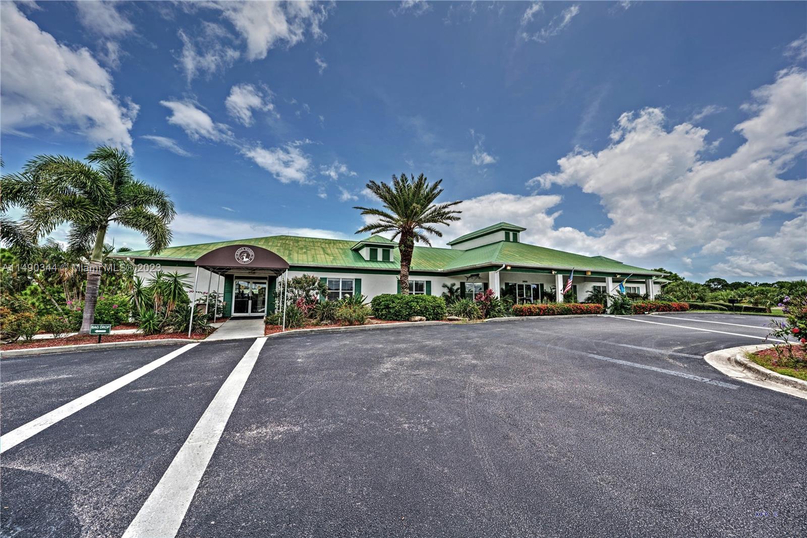 JENSEN BEACH GOLF AND COU - Residential Lease