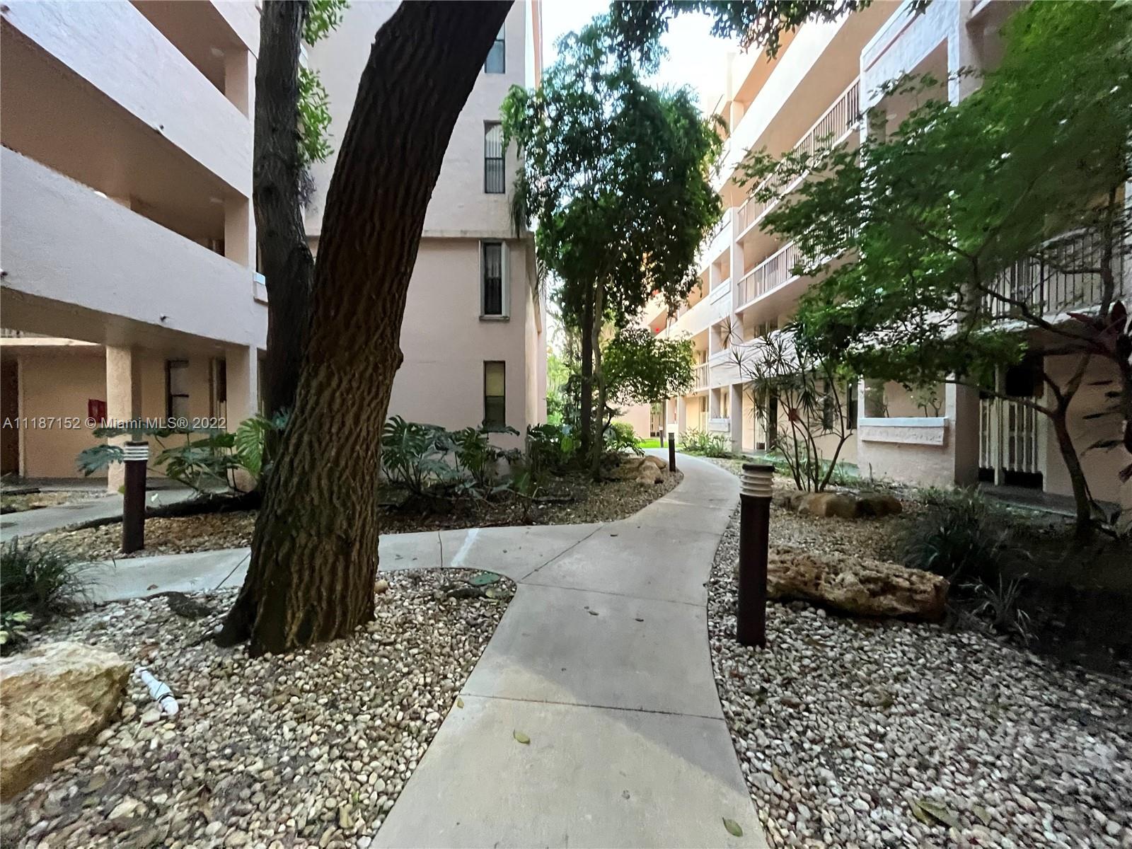 ROYAL PALM AT PLANTATION - Residential