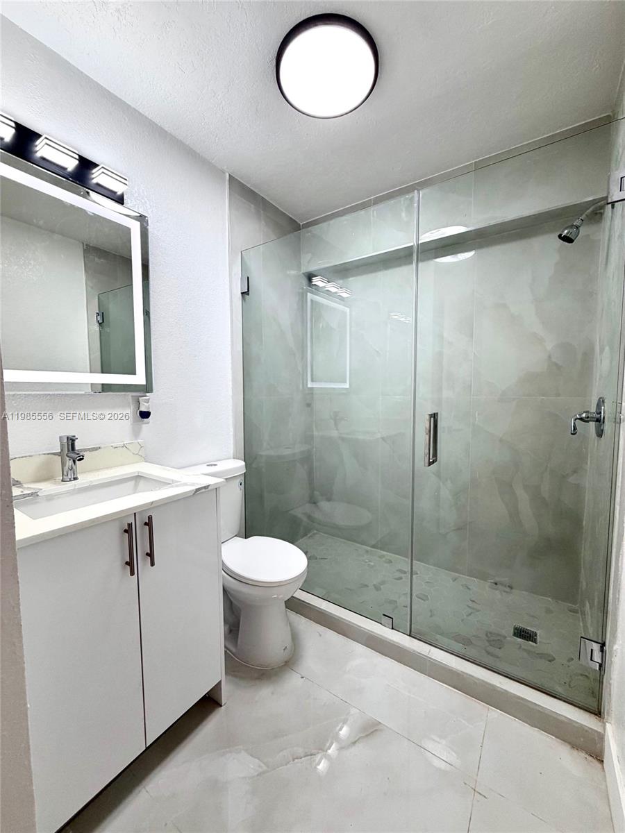 MARK-ALAN MANOR - Residential