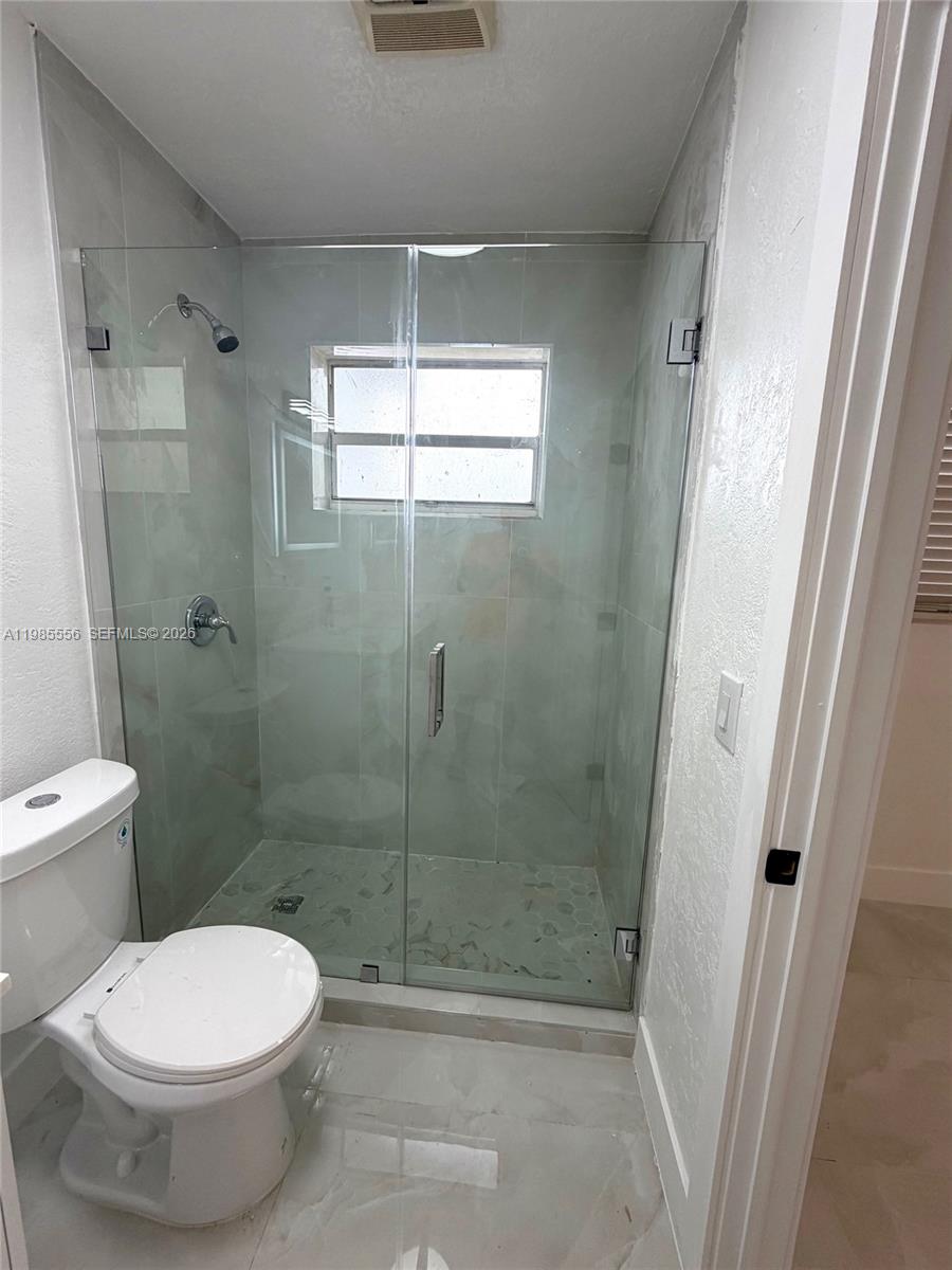 MARK-ALAN MANOR - Residential