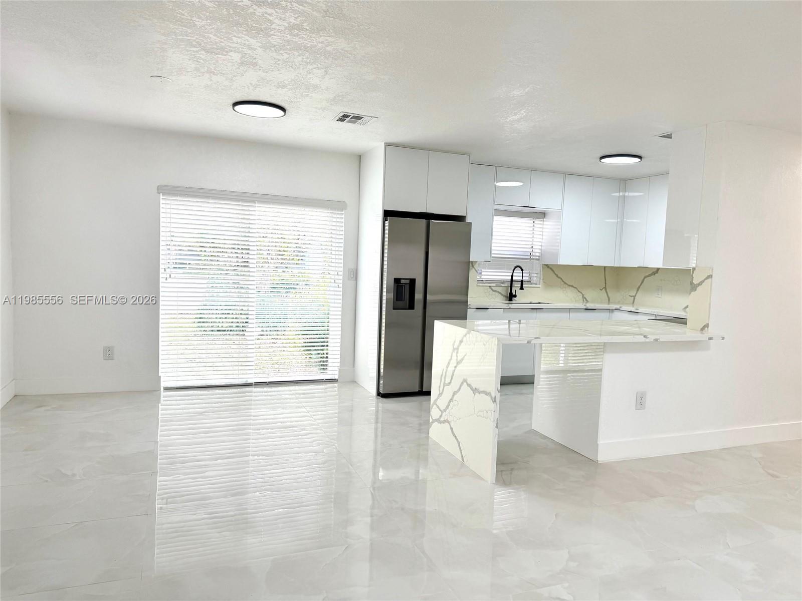 MARK-ALAN MANOR - Residential