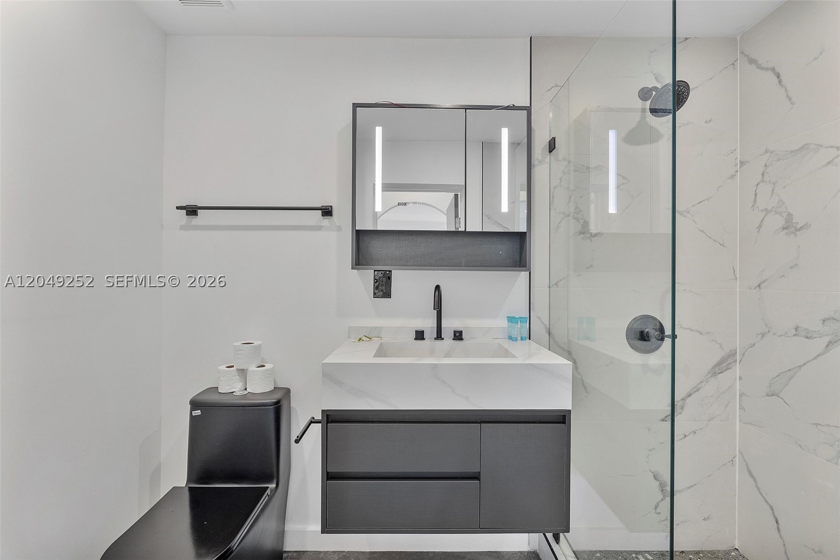 BAY VISTA PARK AMD PL - Residential Lease