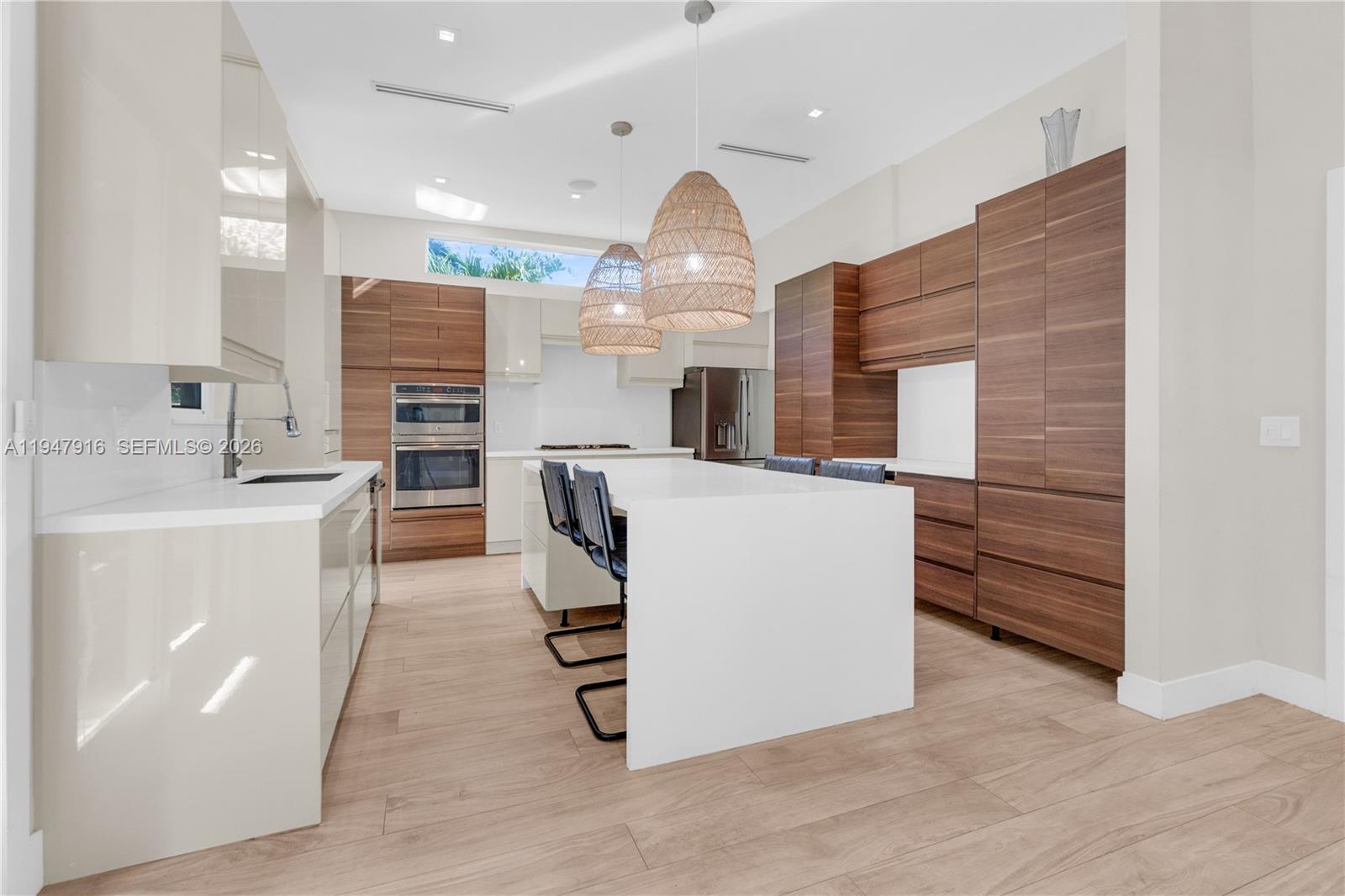 AMD PL GRIFFING BISCAYNE - Residential