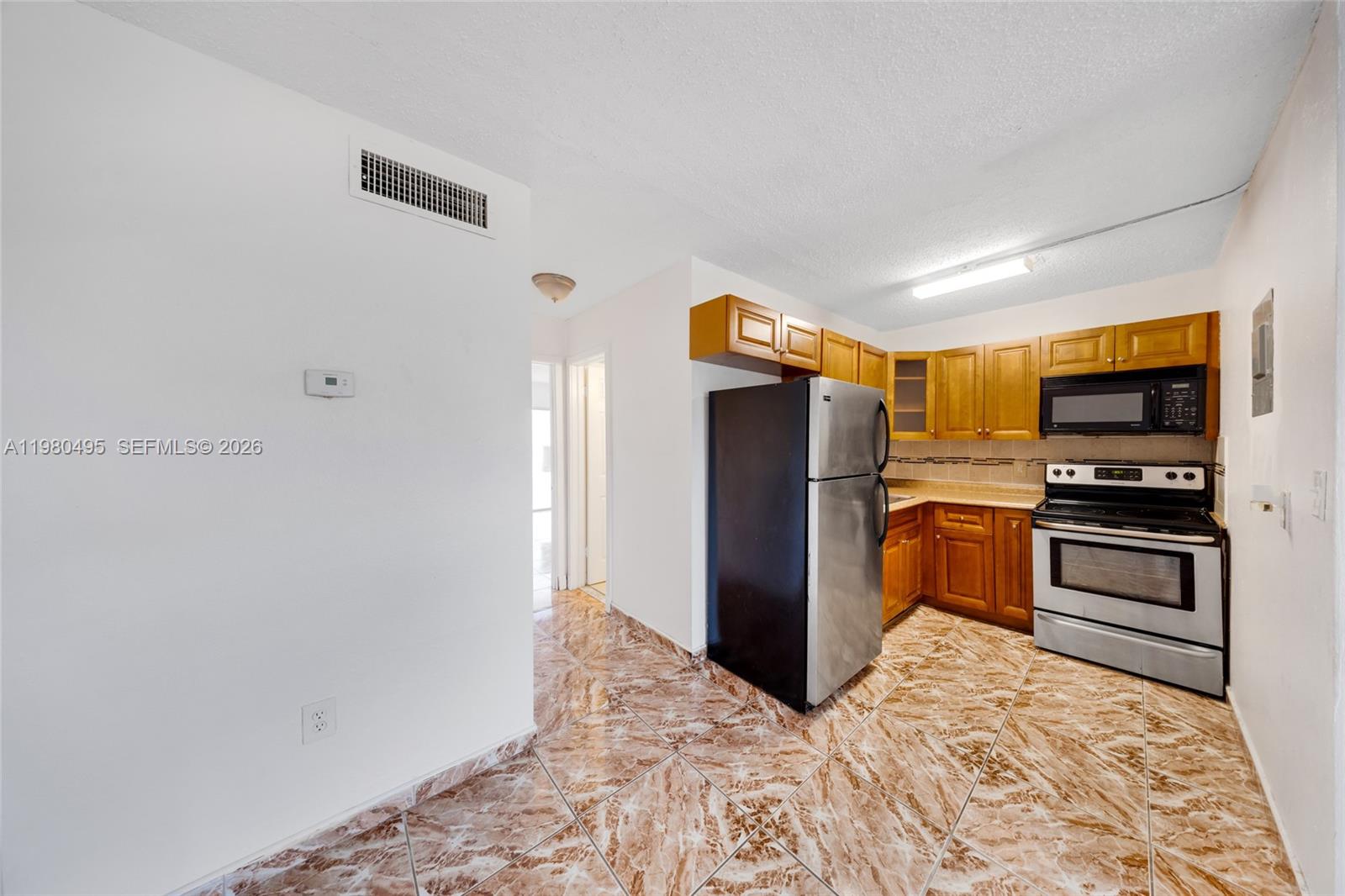NEW WORLD CONDO APTS II - Residential