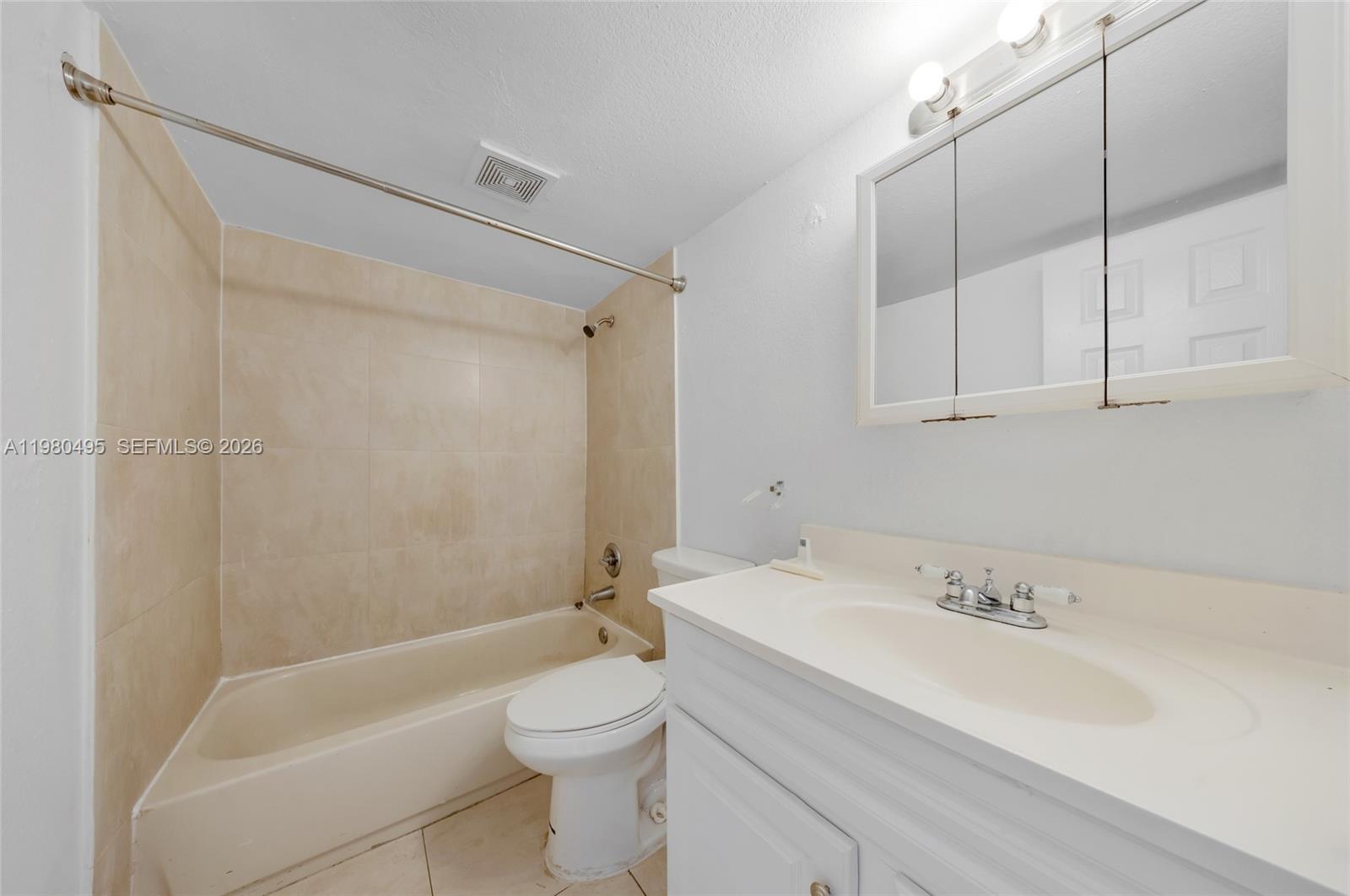 NEW WORLD CONDO APTS II - Residential